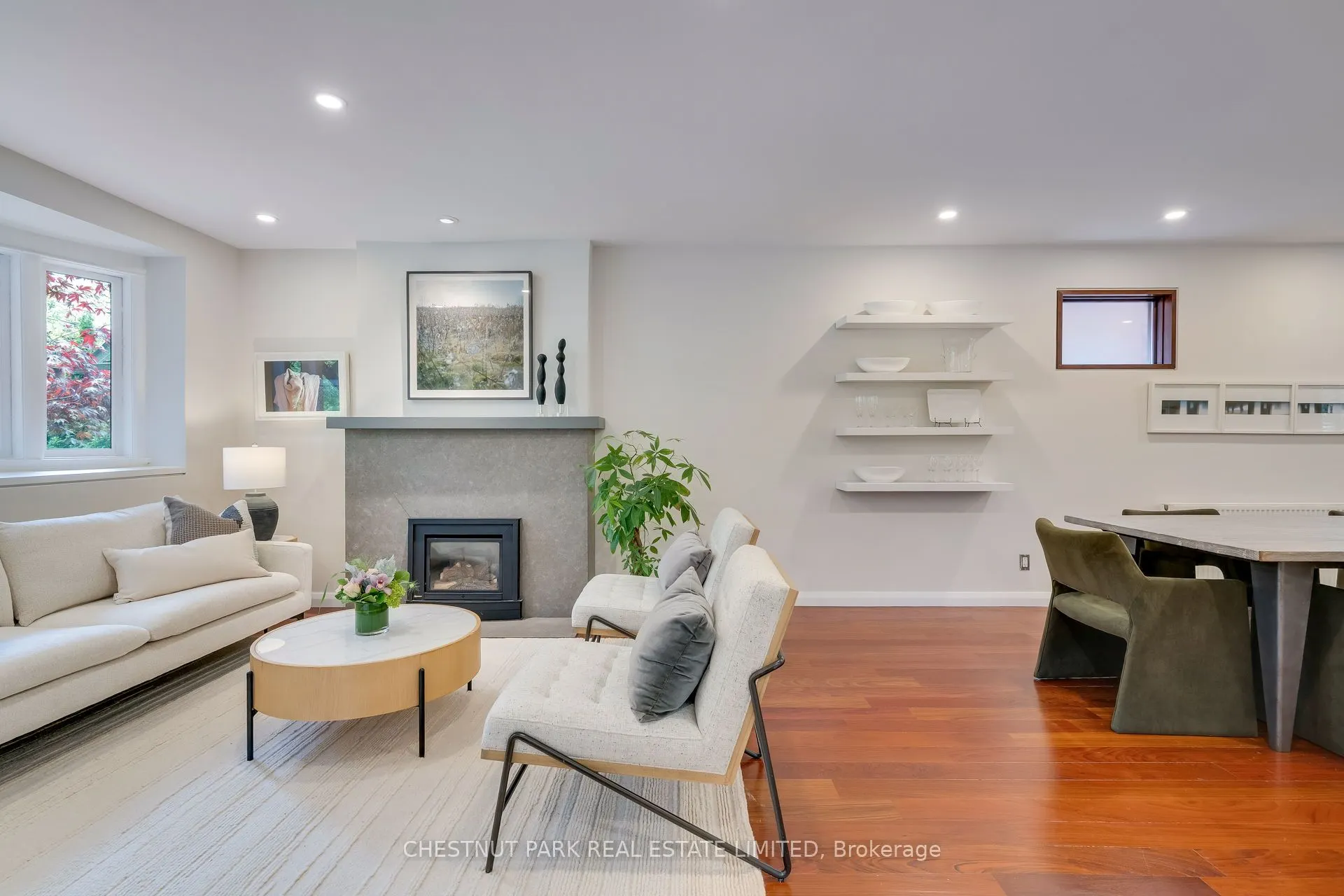 16 Inglewood Drive