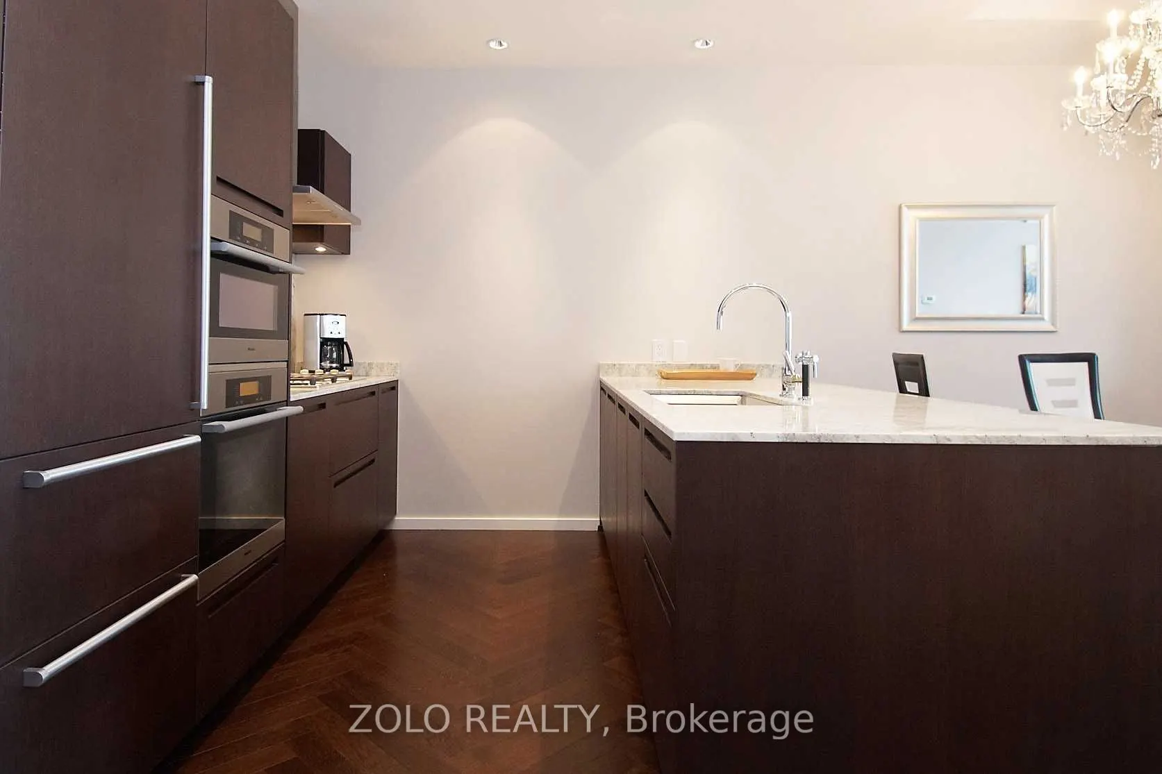180 University Avenue, #5505