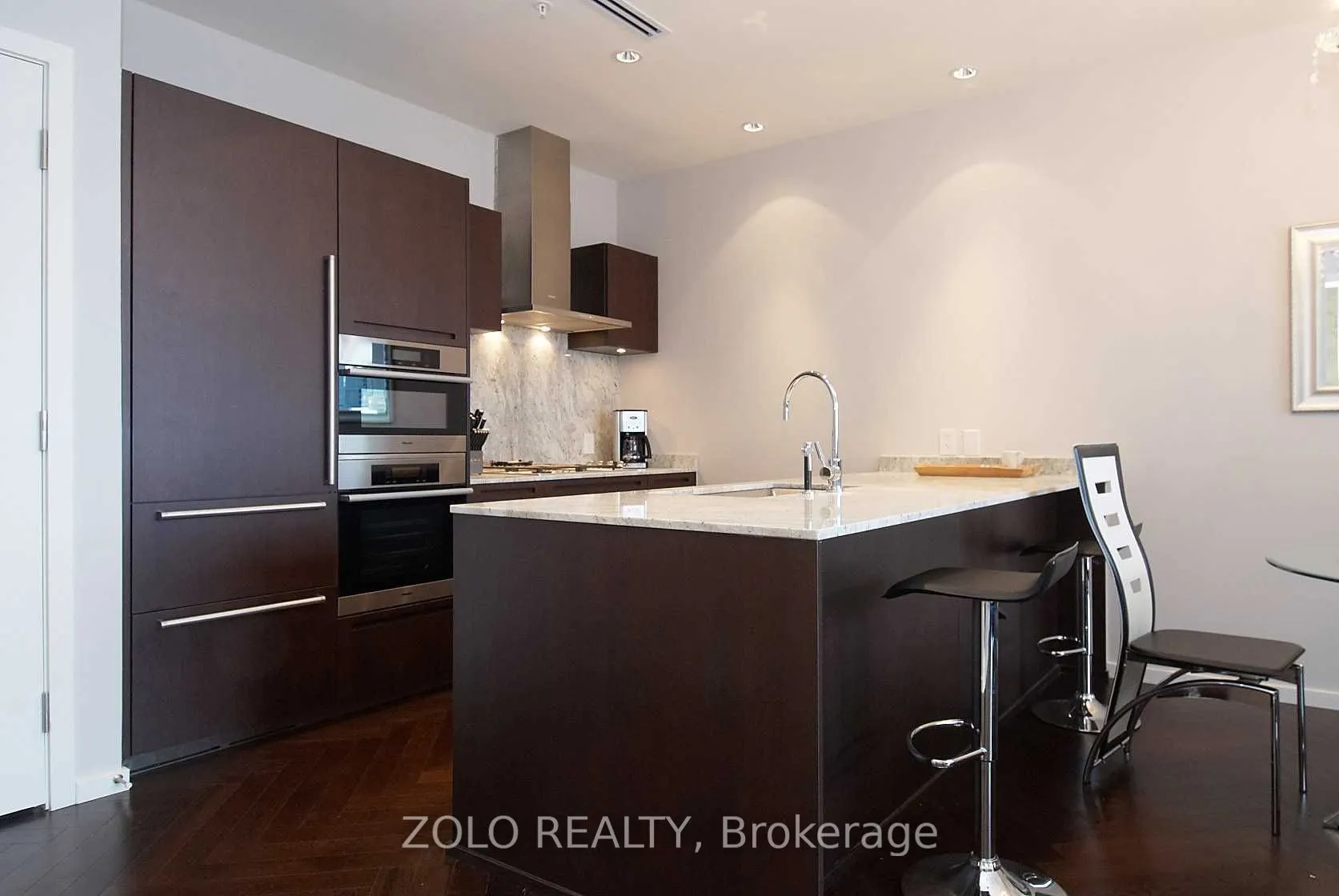 180 University Avenue, #5505