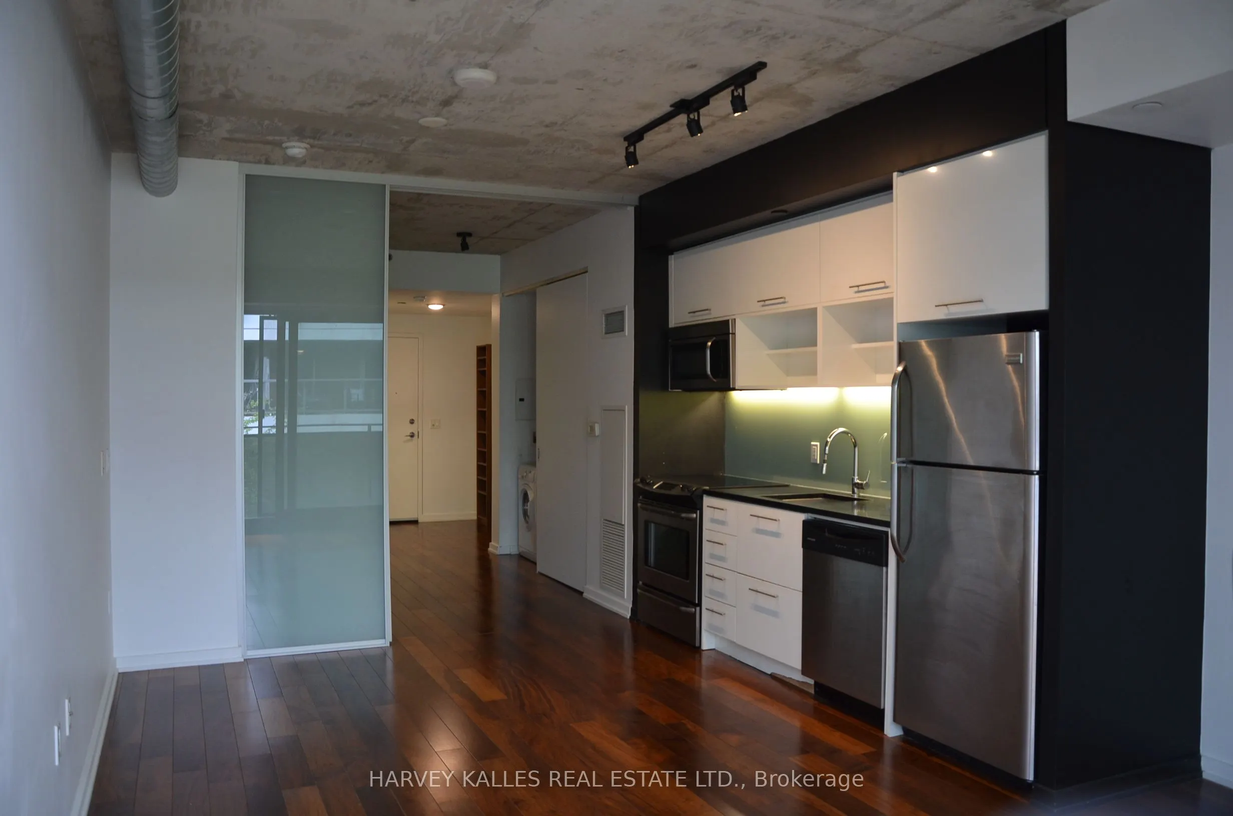 47 Lower River Street, #526