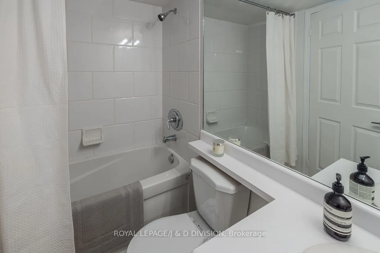 485 Rosewell Avenue, #207