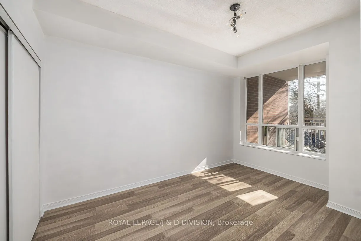 485 Rosewell Avenue, #207
