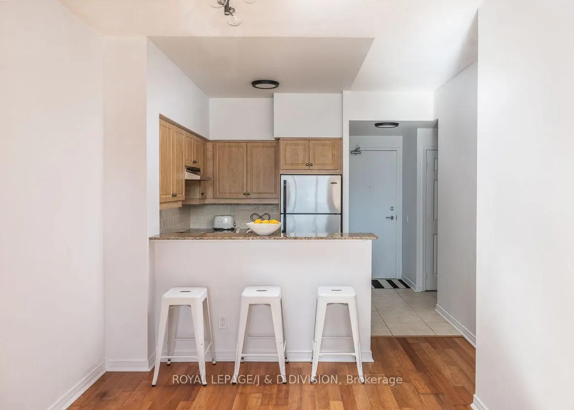 485 Rosewell Avenue, #207