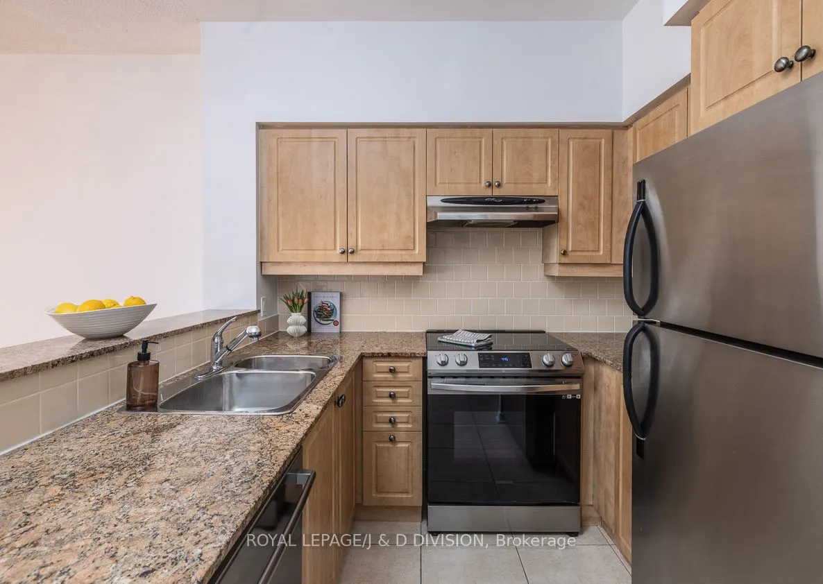 485 Rosewell Avenue, #207