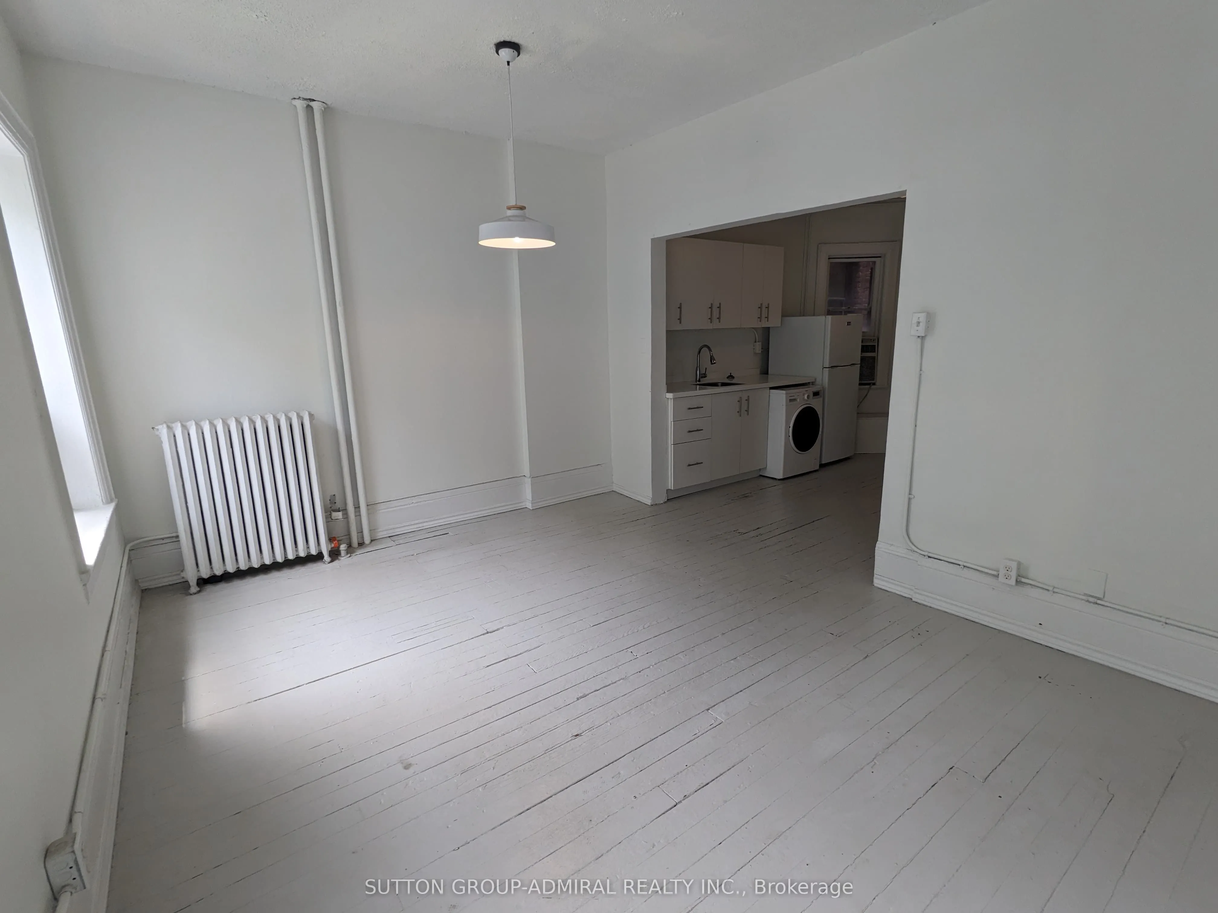 1020 Queen Street W, #1