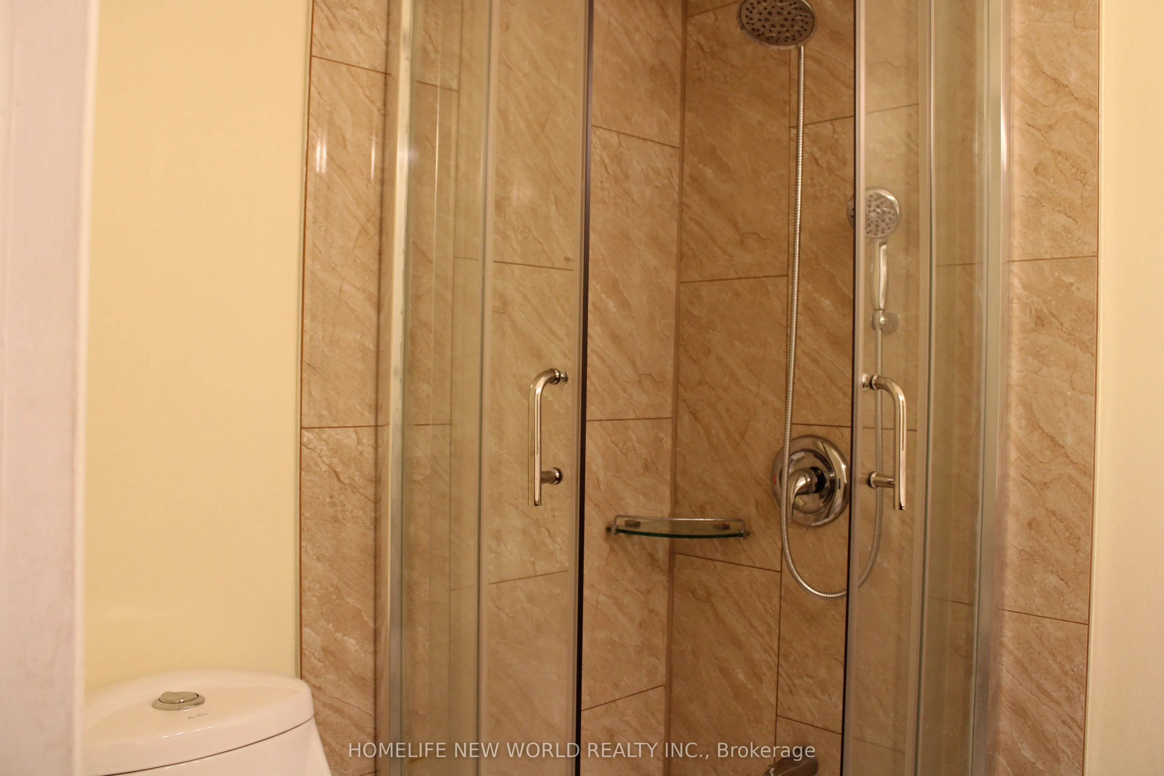 69 Upper Canada Drive, #7