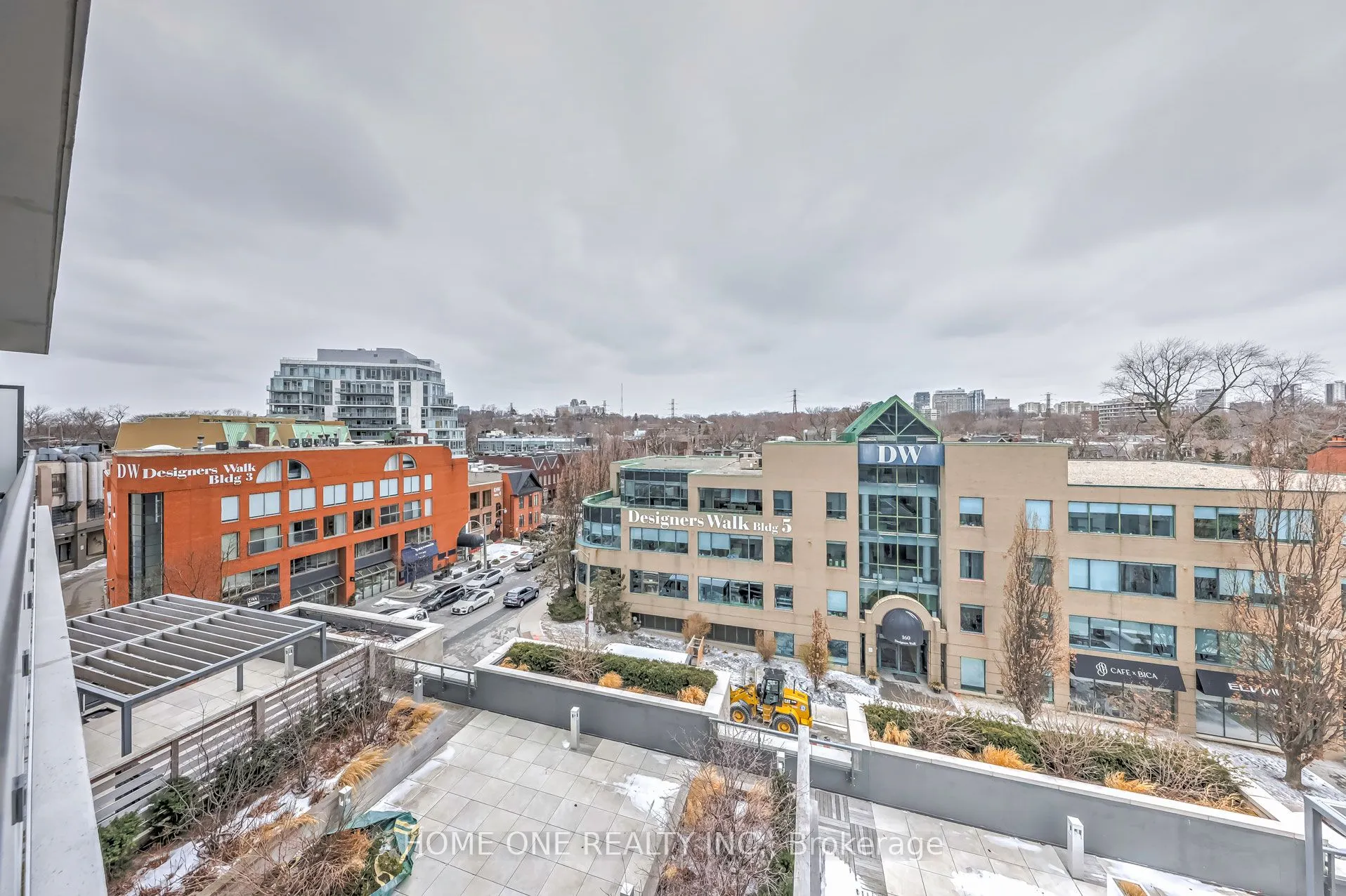 181 Bedford Road, #404