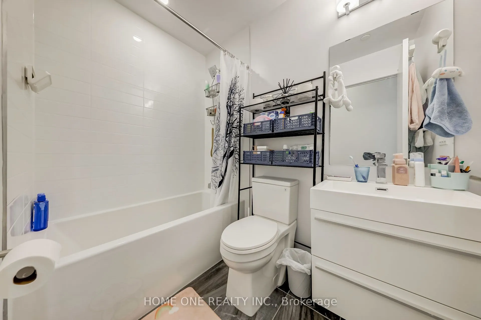 181 Bedford Road, #404