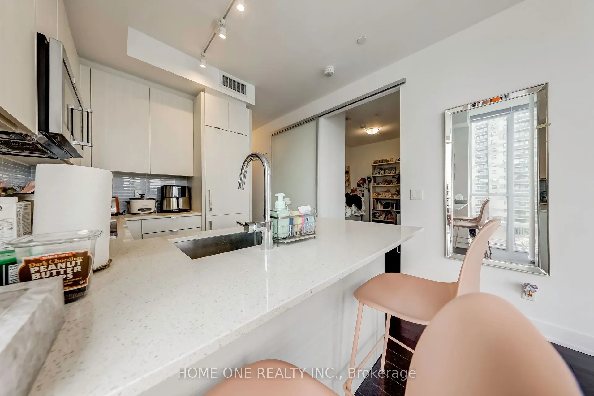 181 Bedford Road, #404