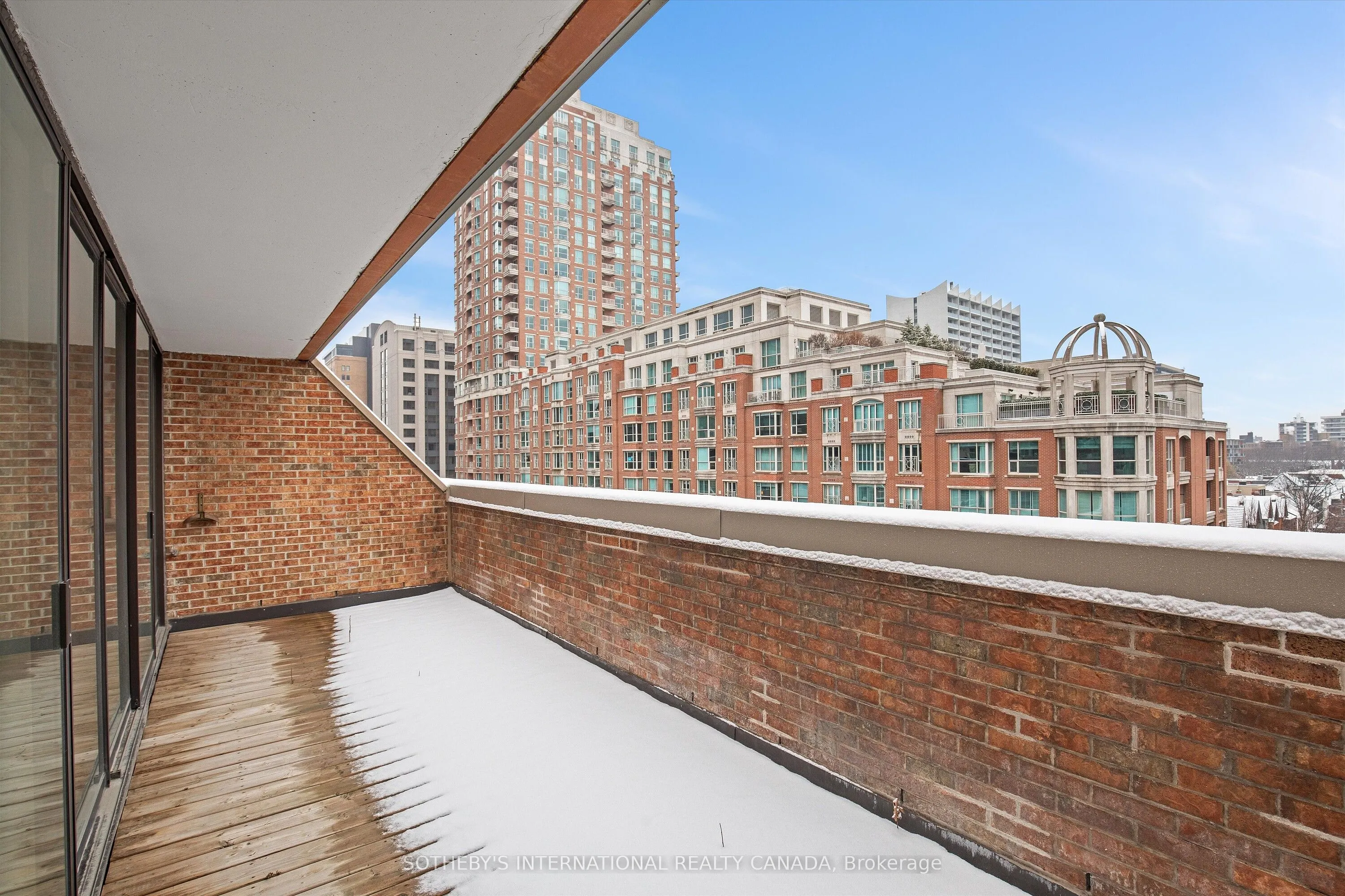55A Avenue Road, #408
