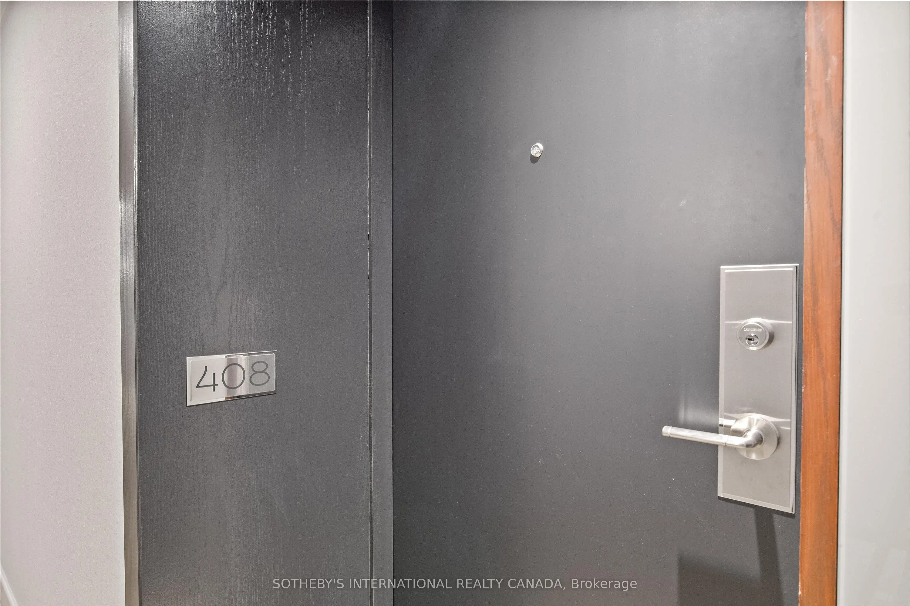 55A Avenue Road, #408