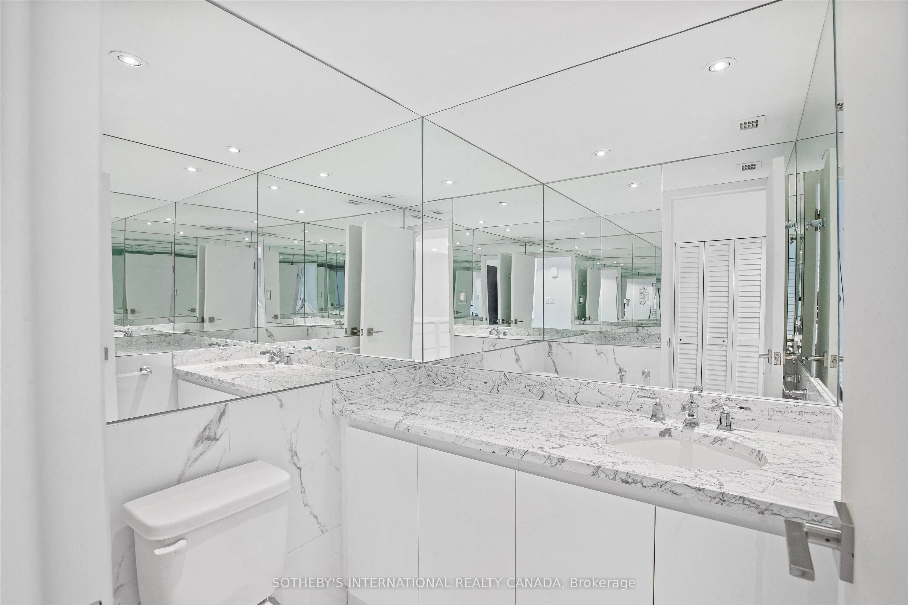 55A Avenue Road, #408