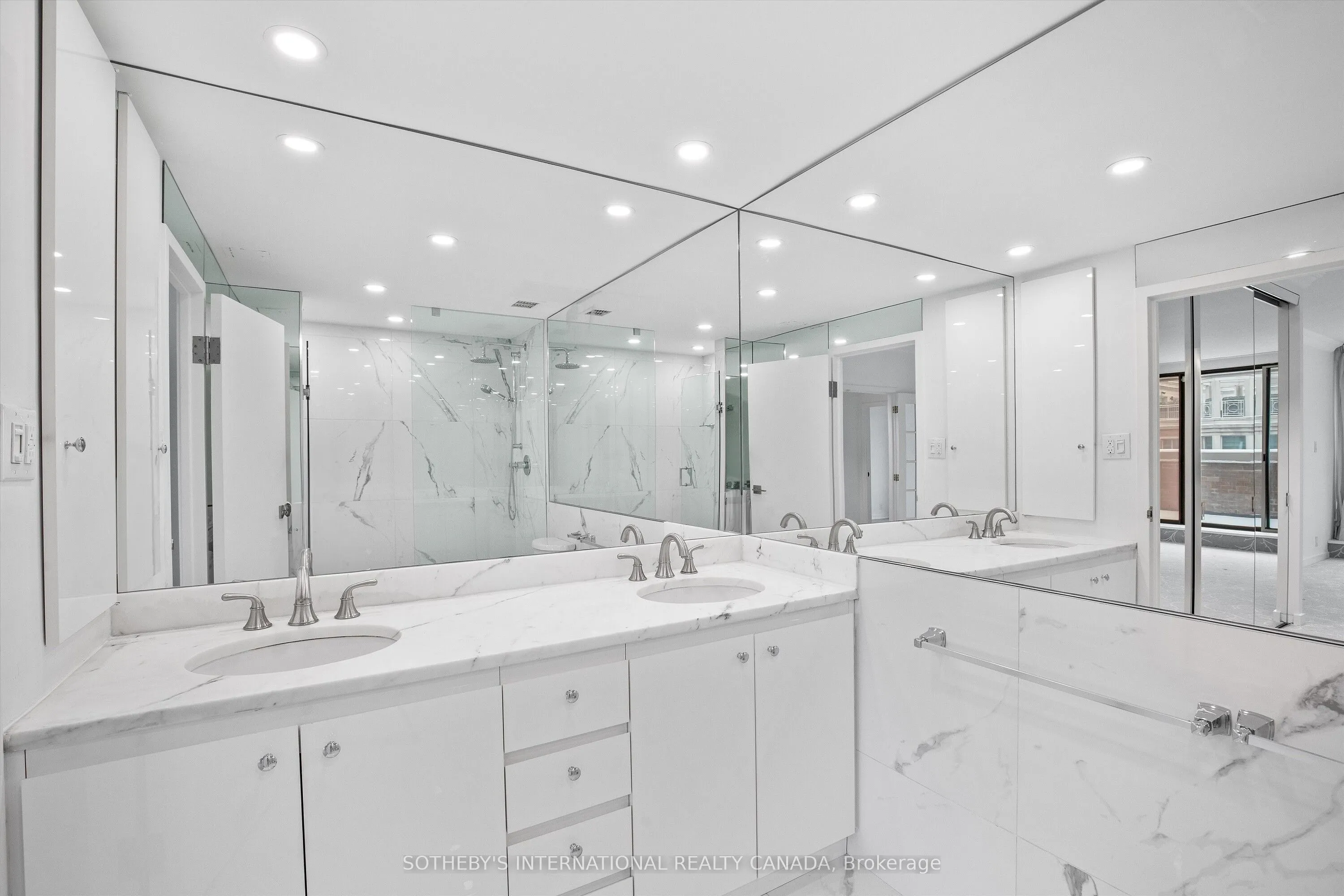 55A Avenue Road, #408