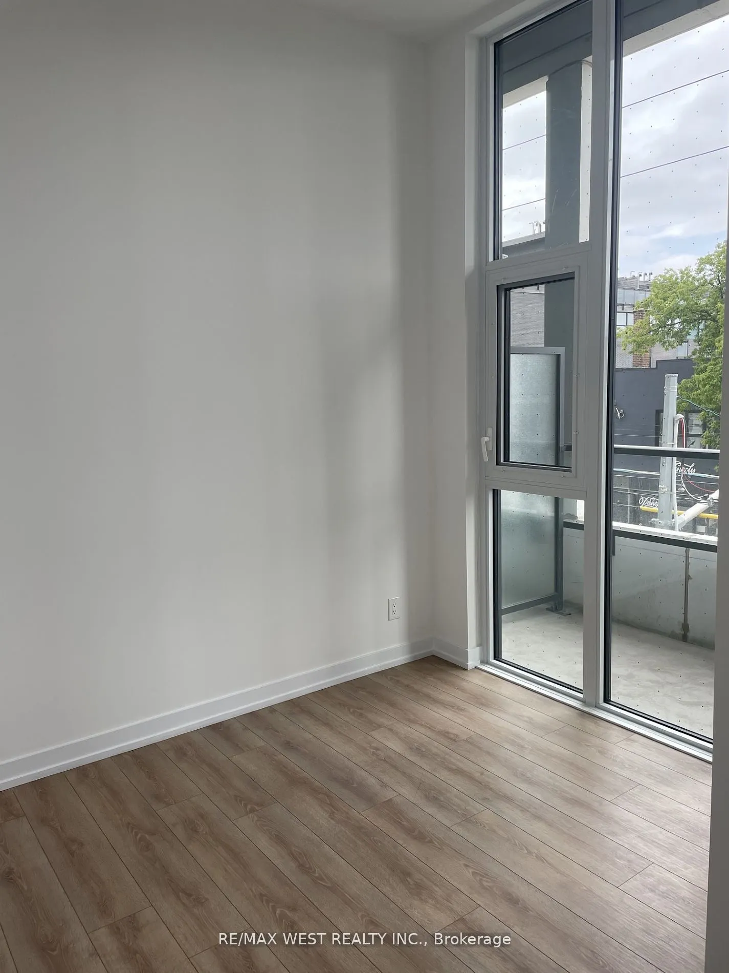 500 Dupont Street, #210