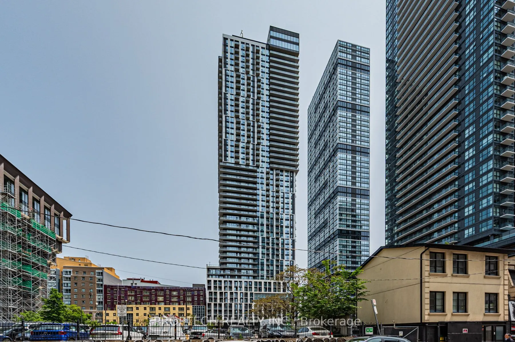 251 Jarvis Street #734
