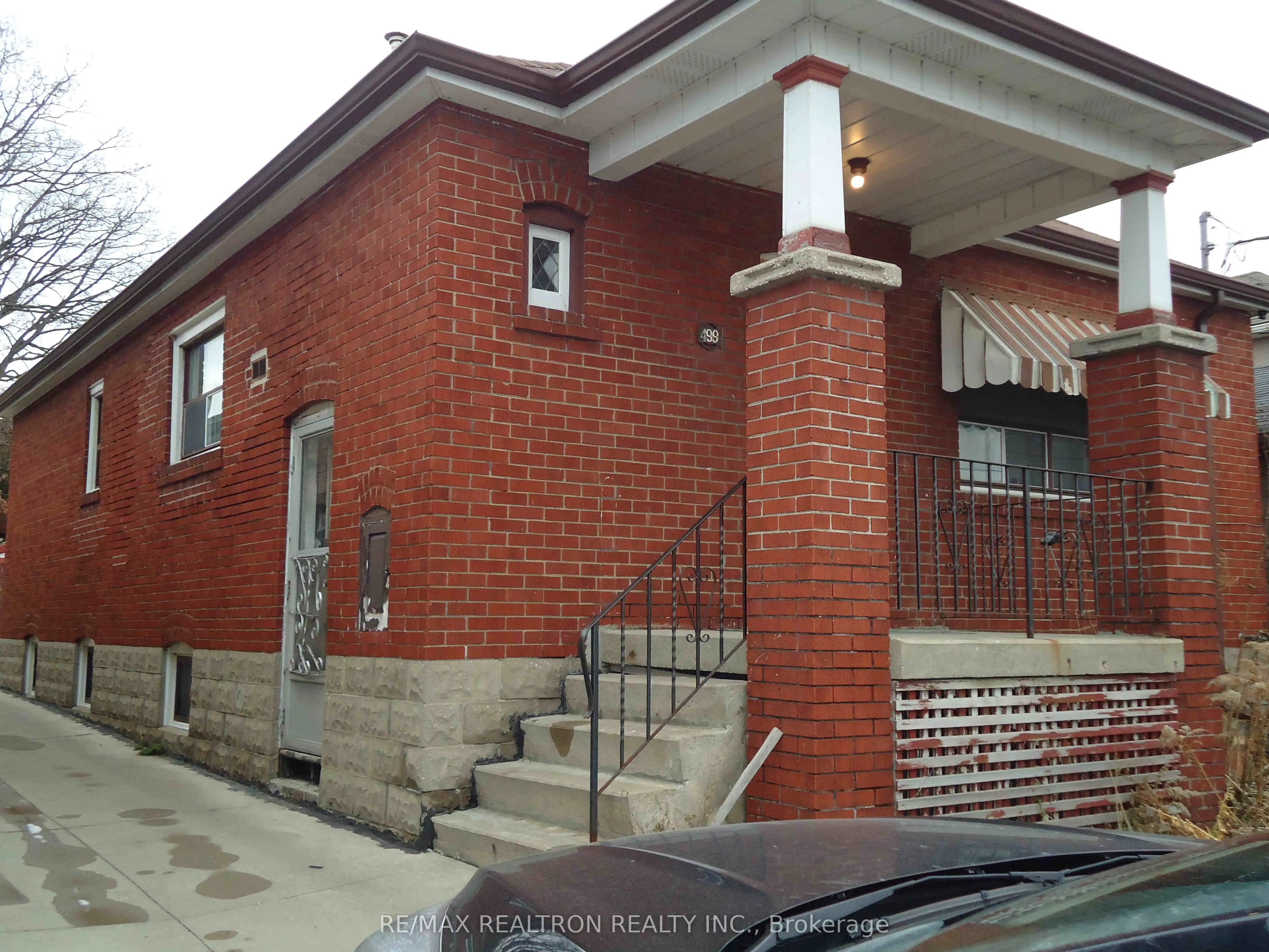 499 Northcliffe Boulevard