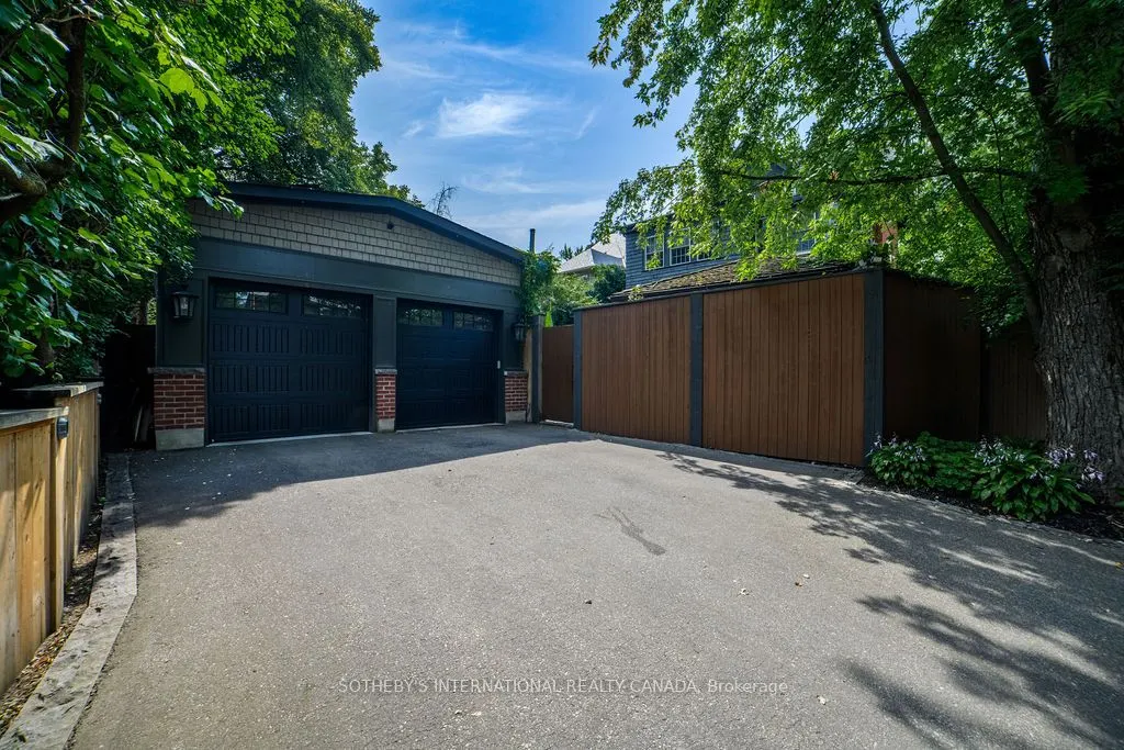 43 Maple Avenue