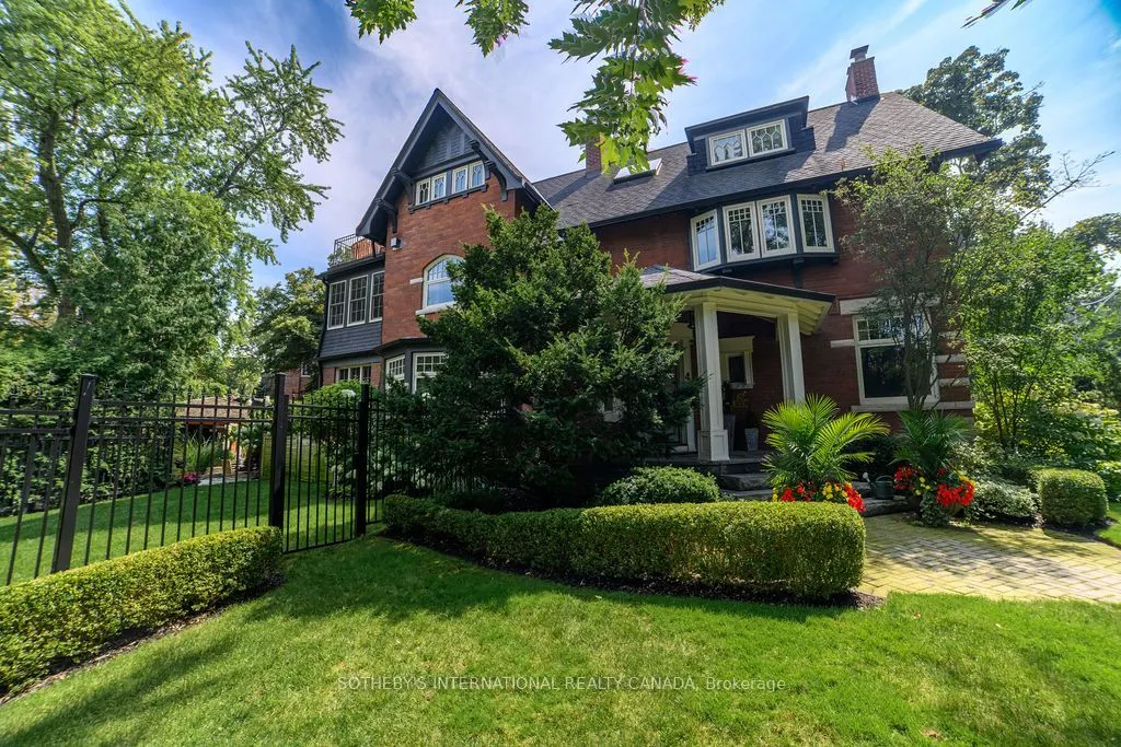43 Maple Avenue