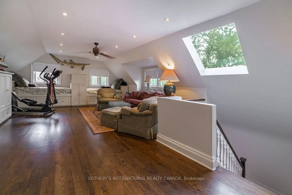 43 Maple Avenue