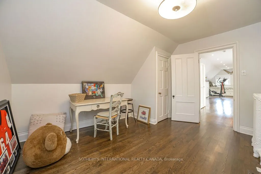 43 Maple Avenue