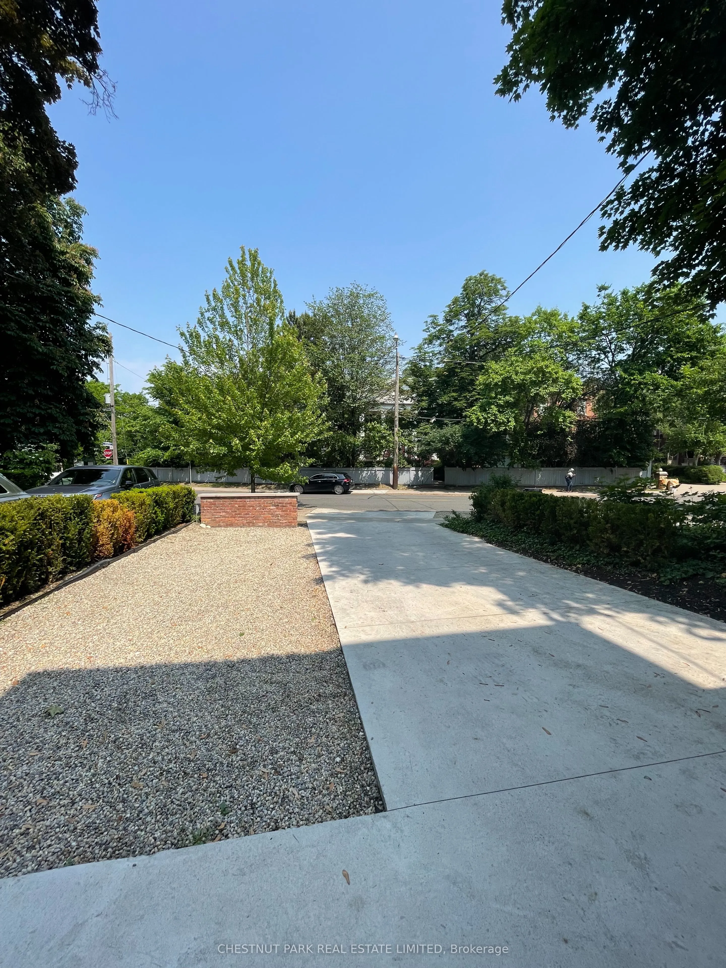 92 Glen Road
