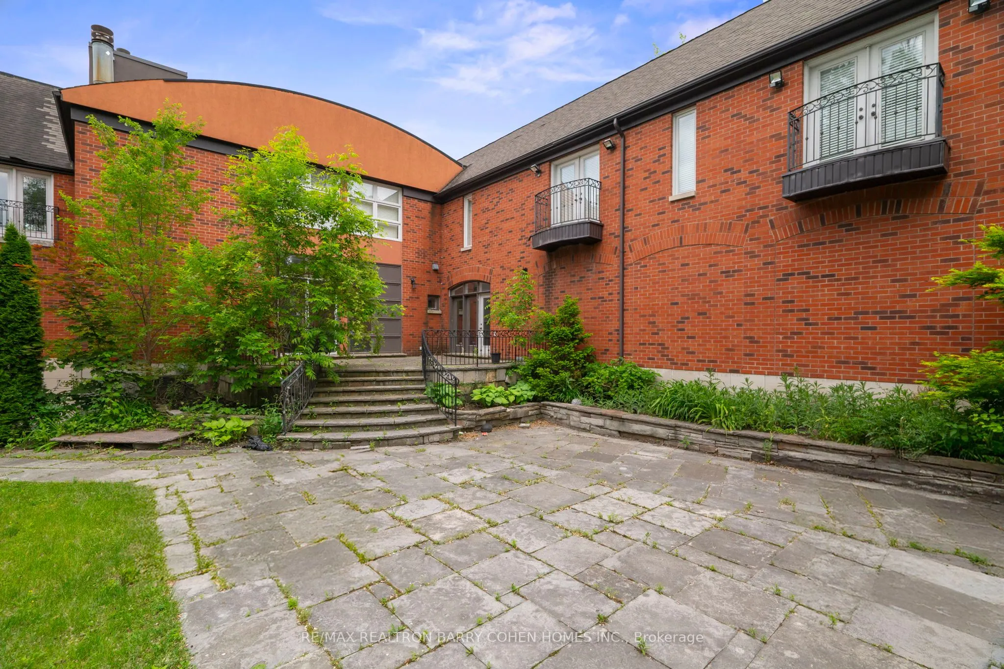 40 Old Colony Road
