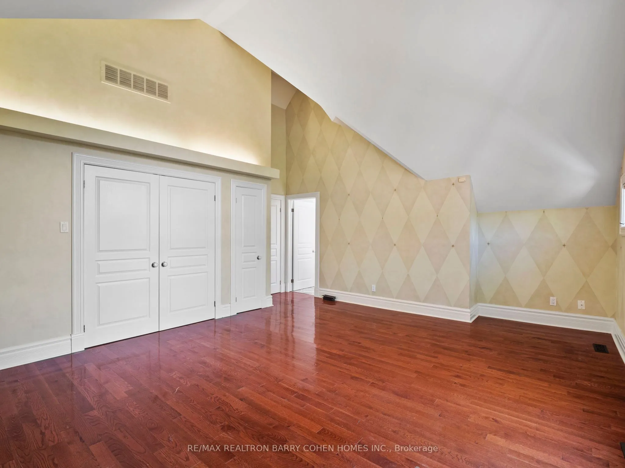 40 Old Colony Road