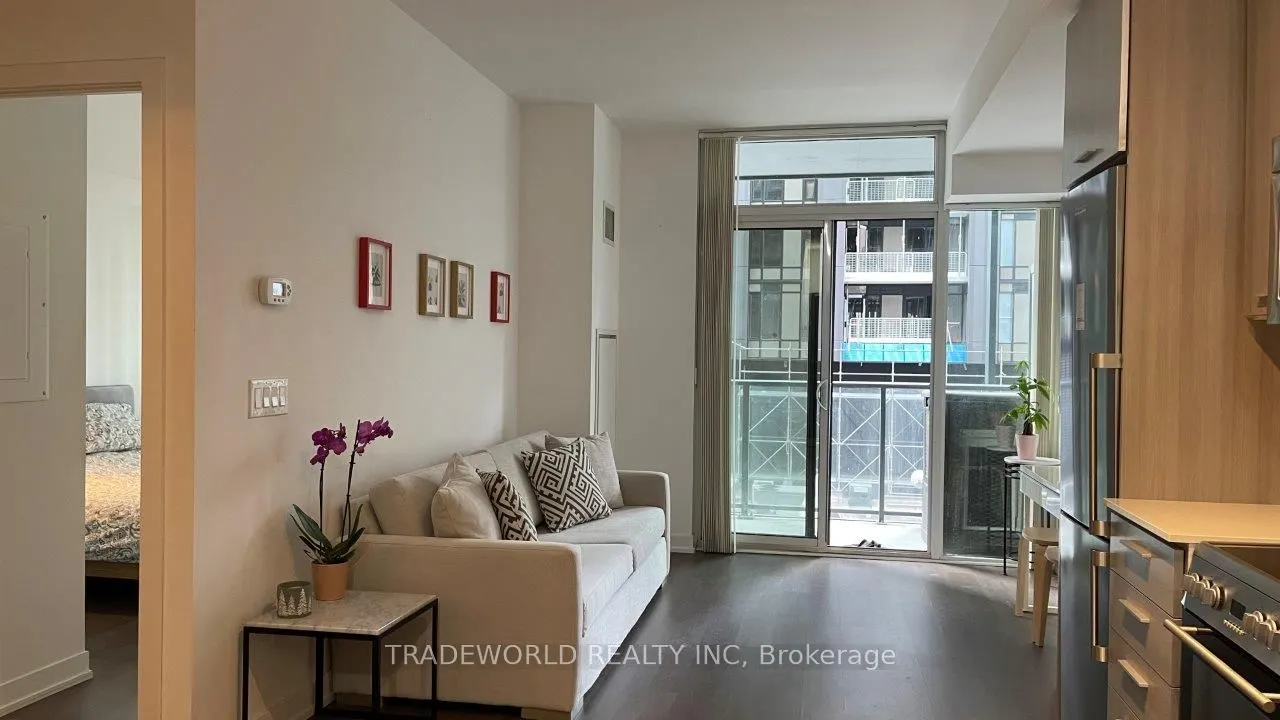 105 George Street #601