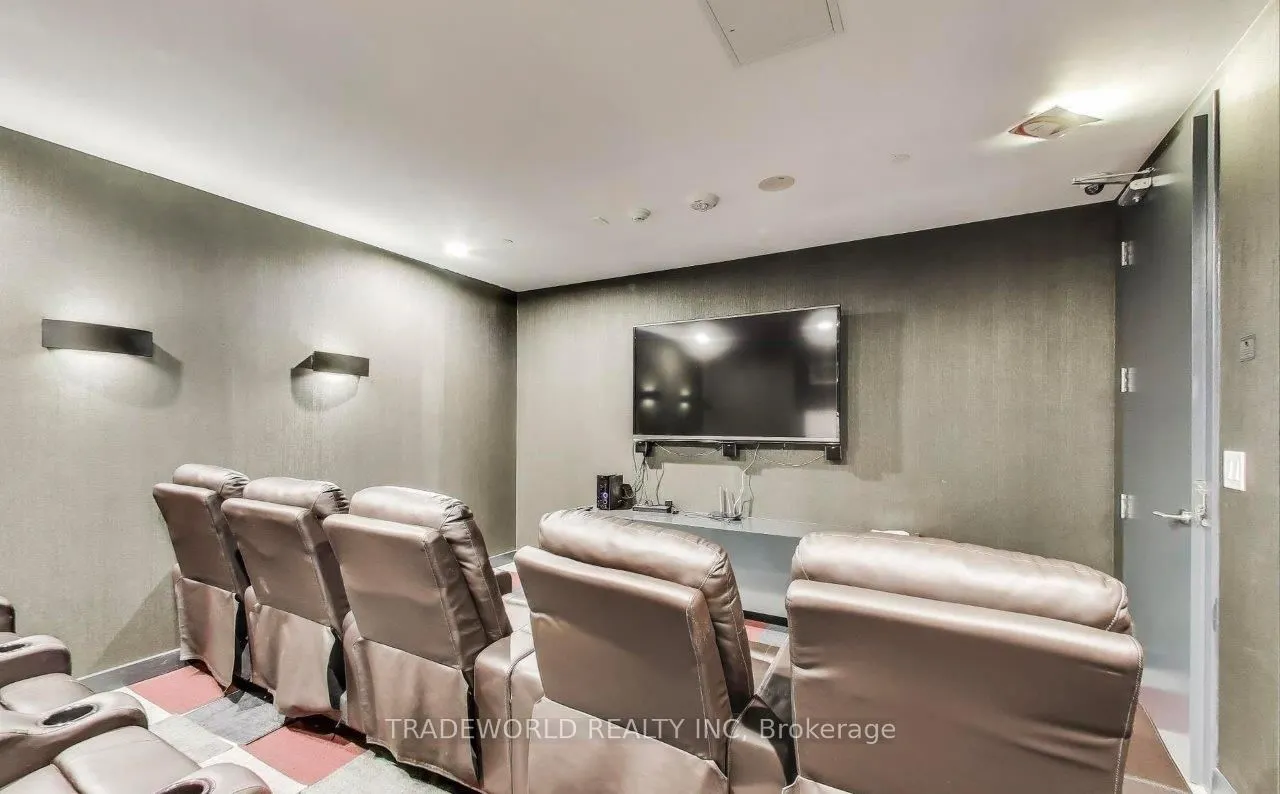 105 George Street #601