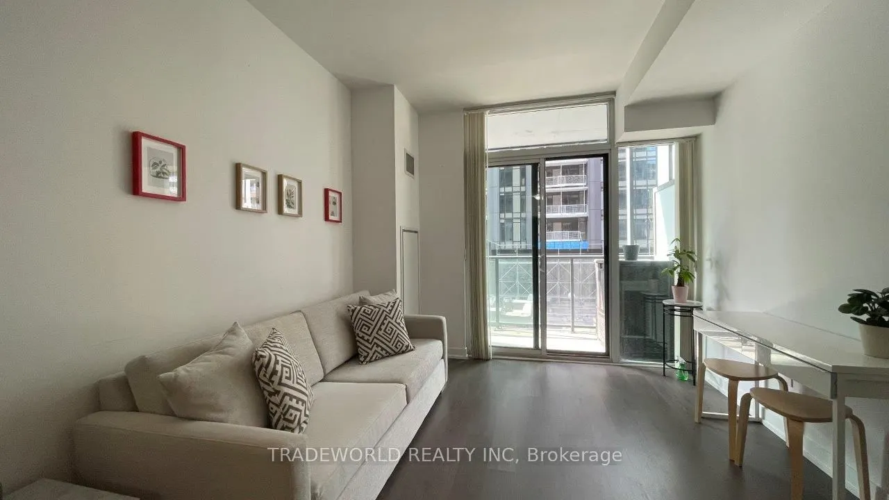 105 George Street #601