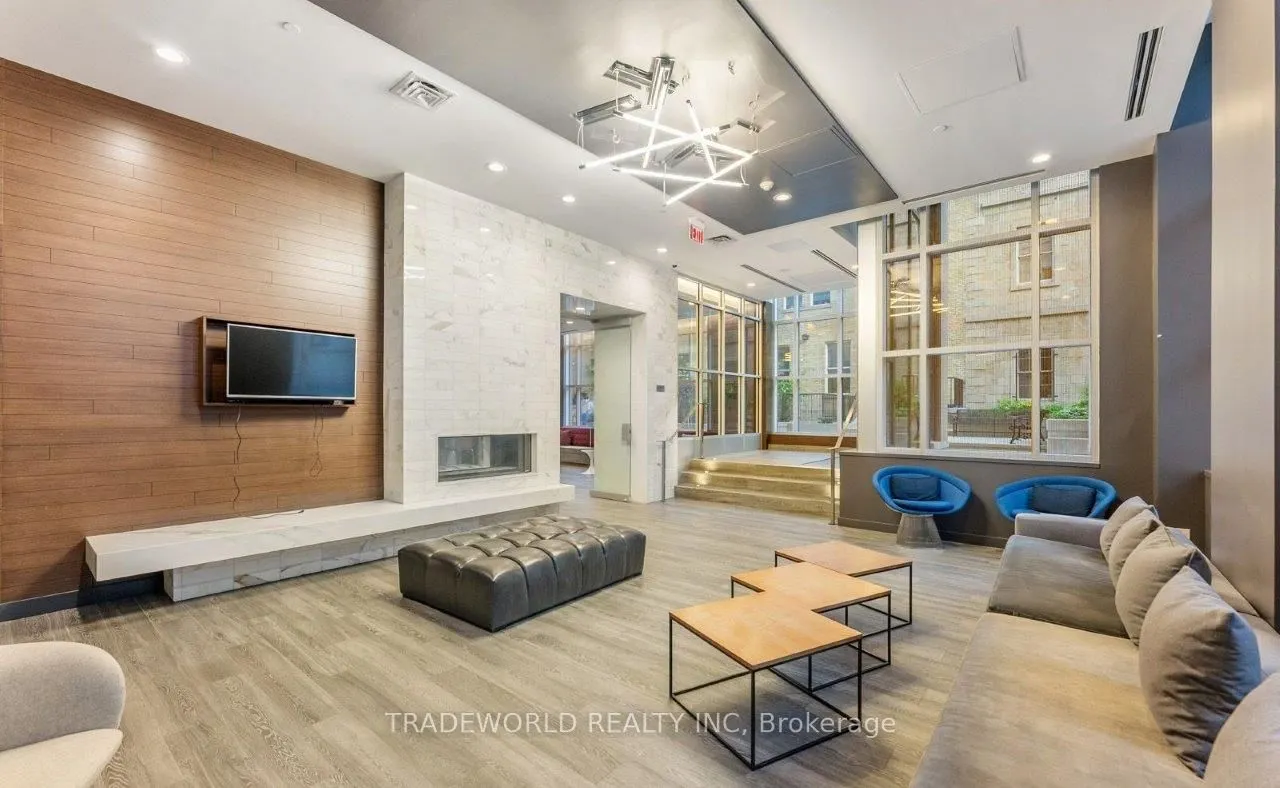105 George Street #601