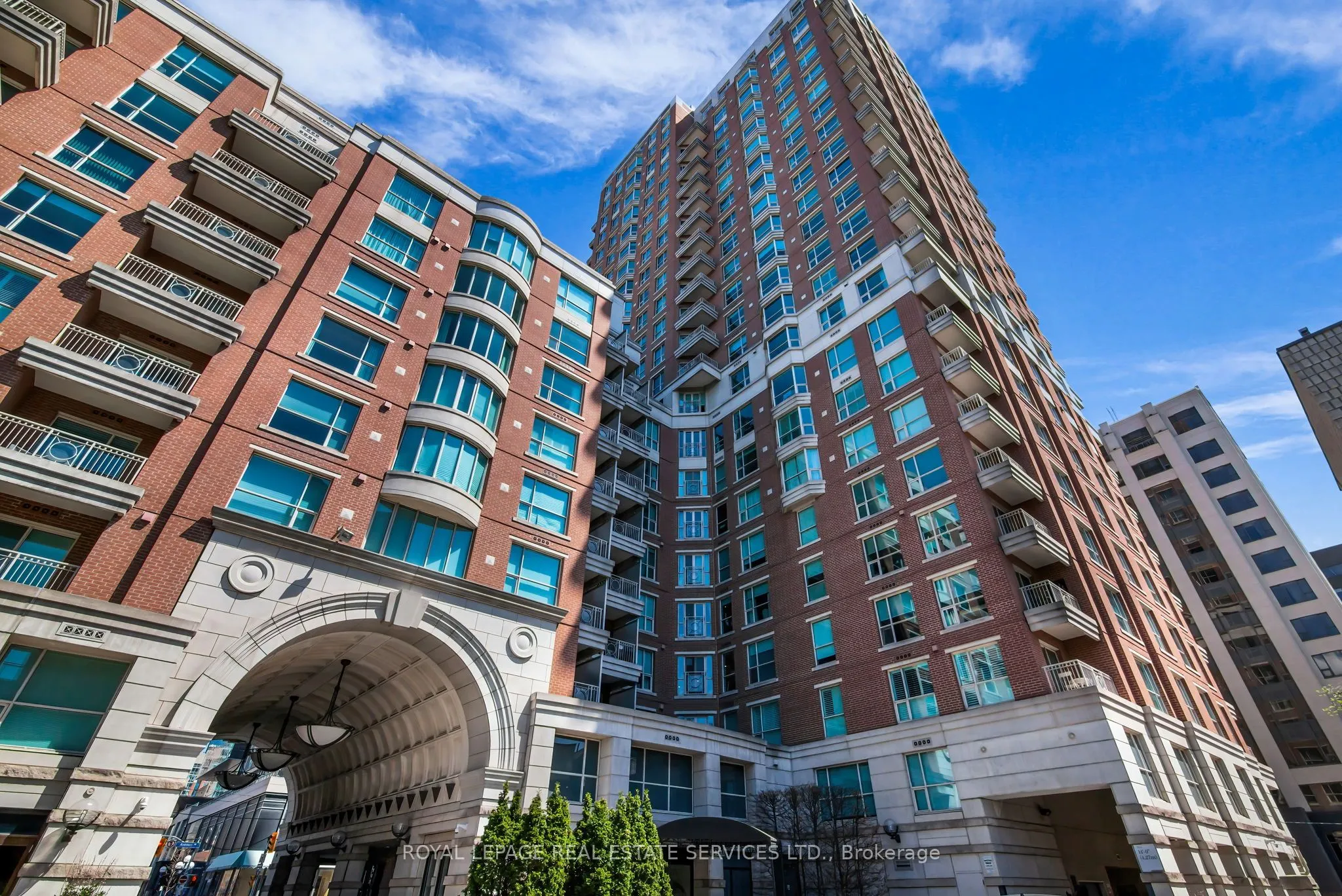 38 Avenue Road, #504