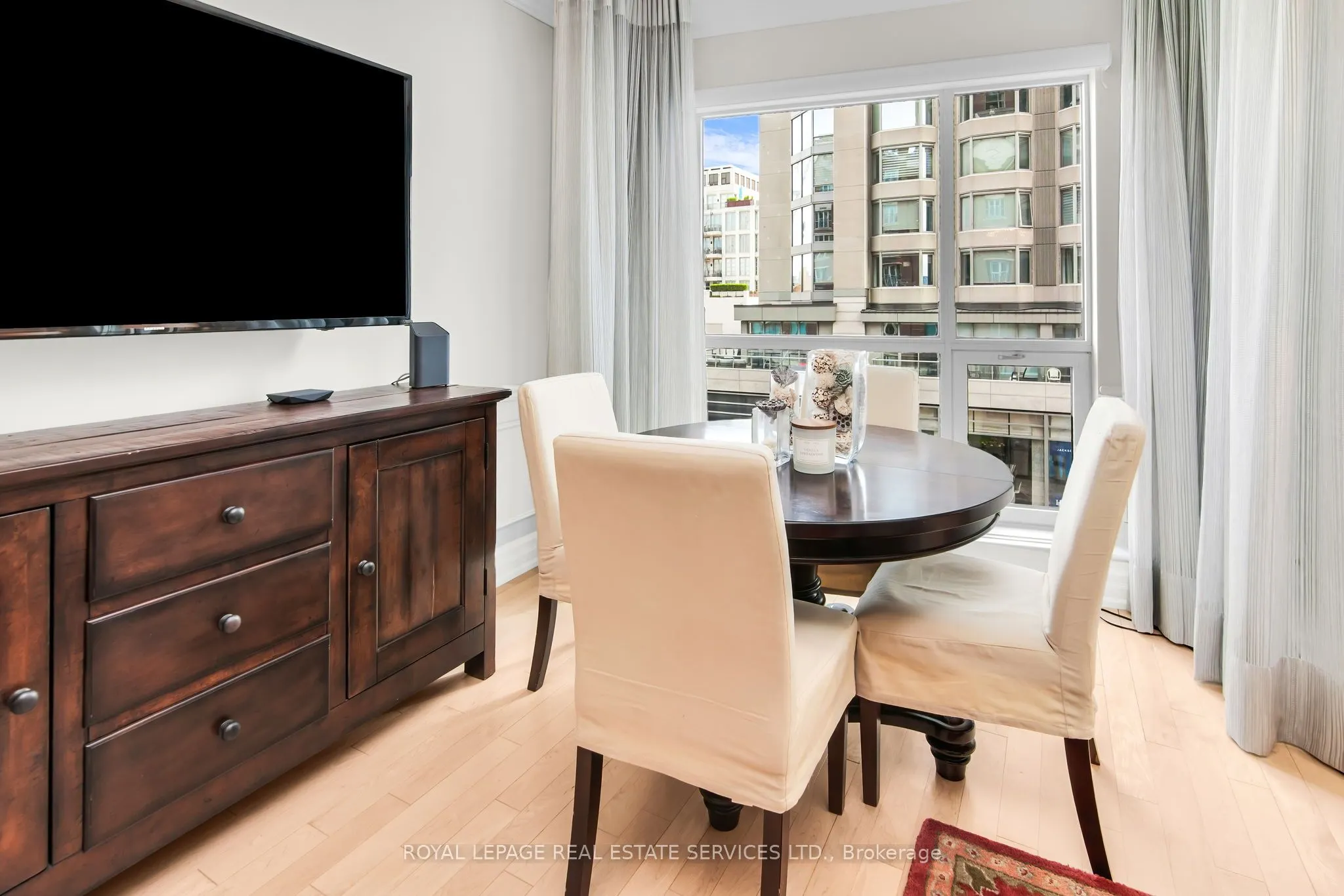 38 Avenue Road, #504