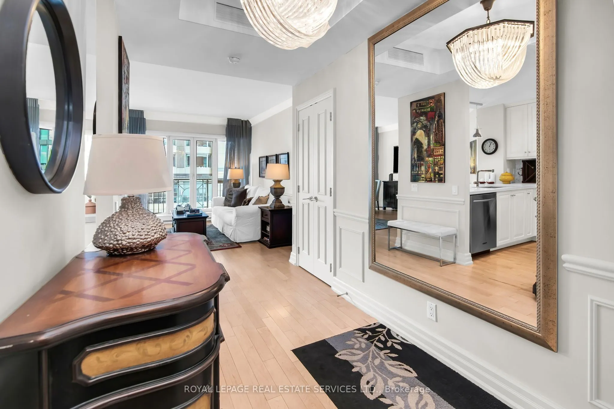 38 Avenue Road, #504