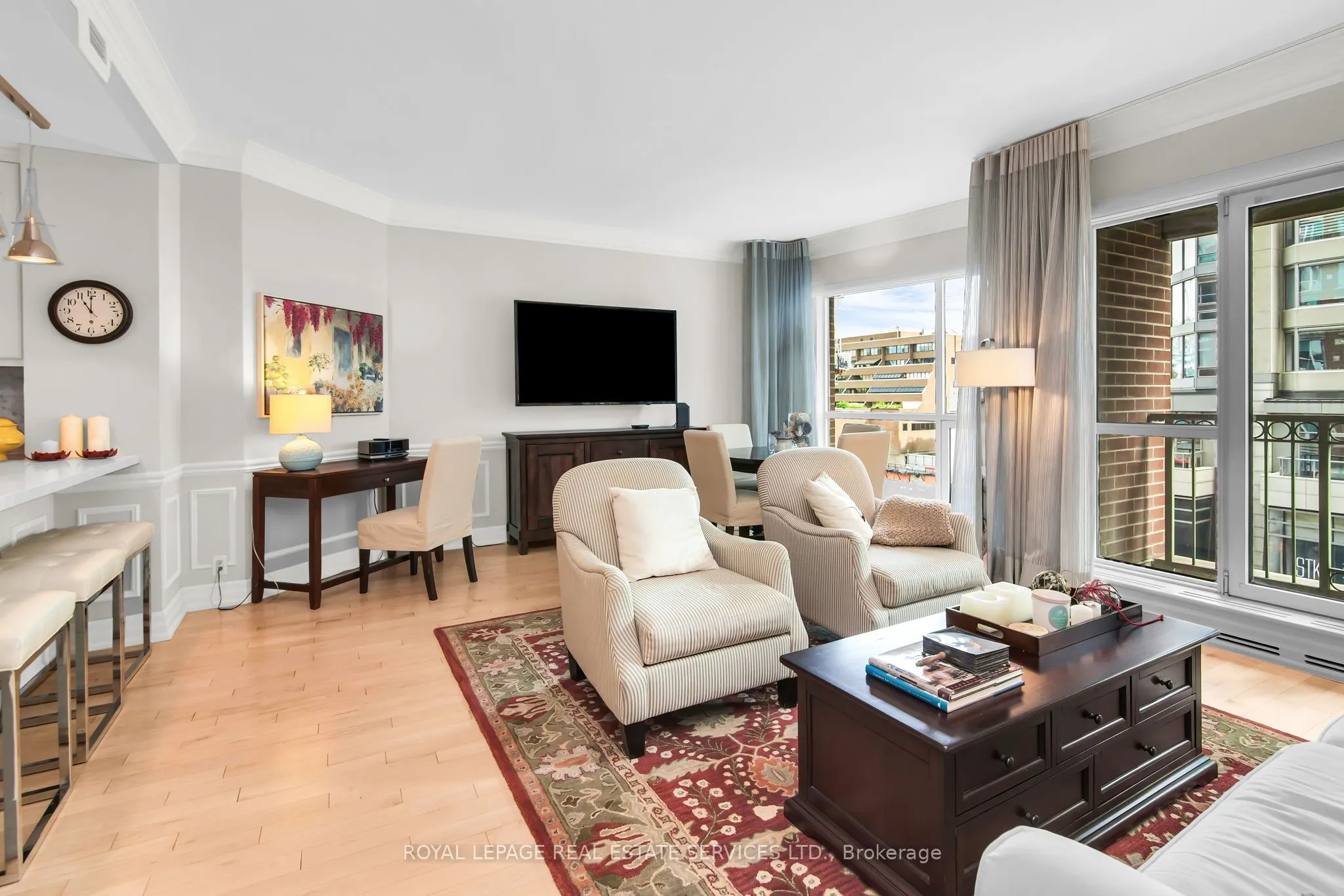 38 Avenue Road, #504