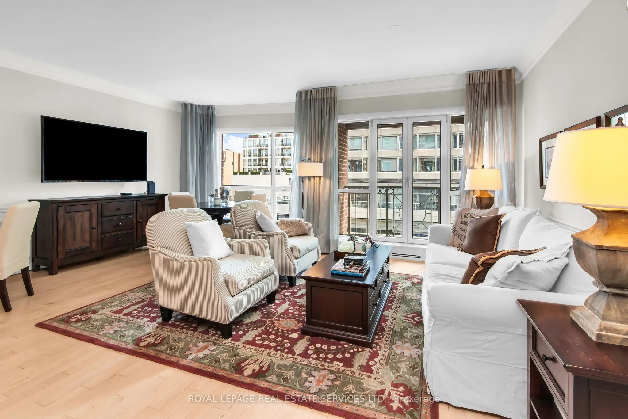 38 Avenue Road, #504