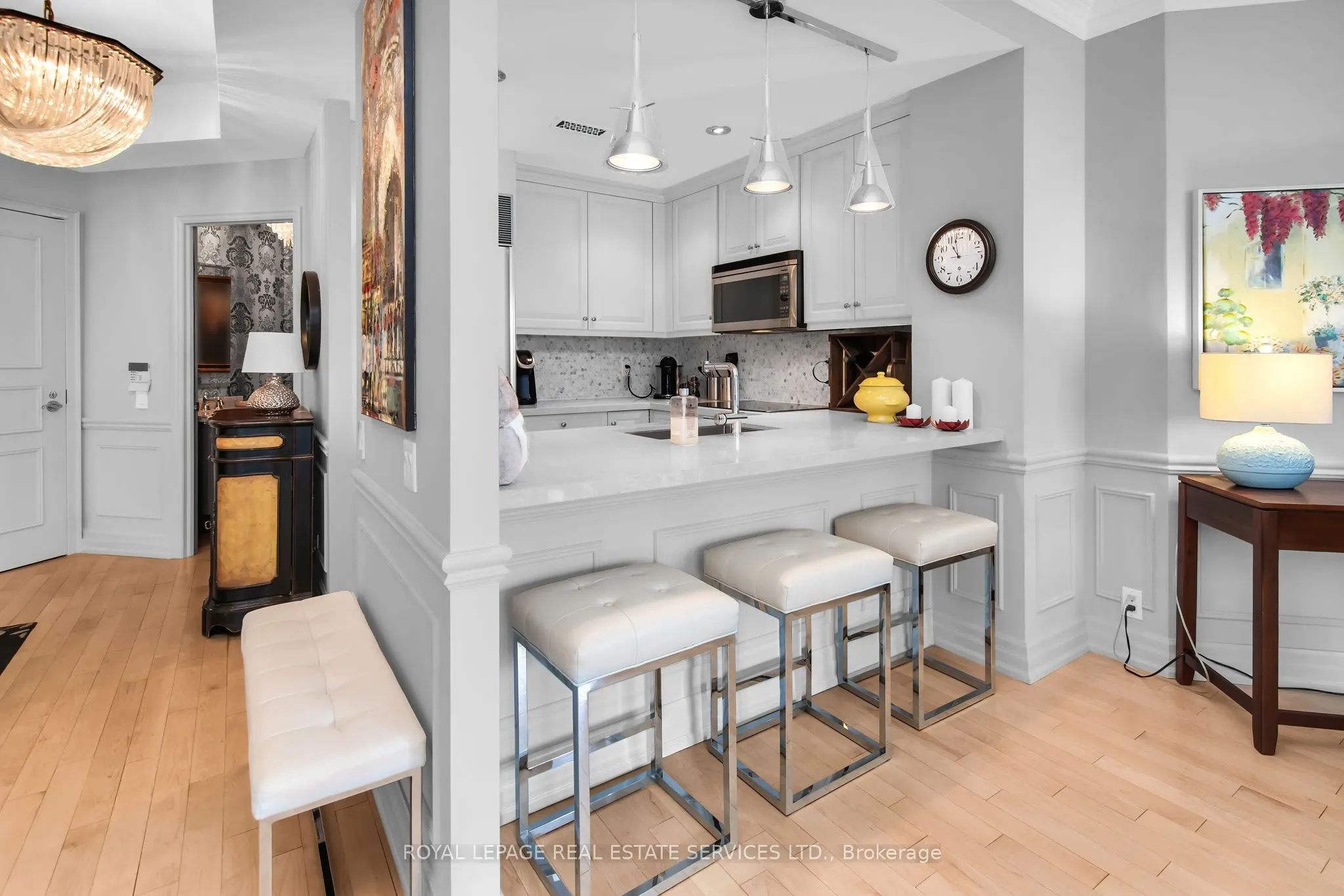 38 Avenue Road, #504