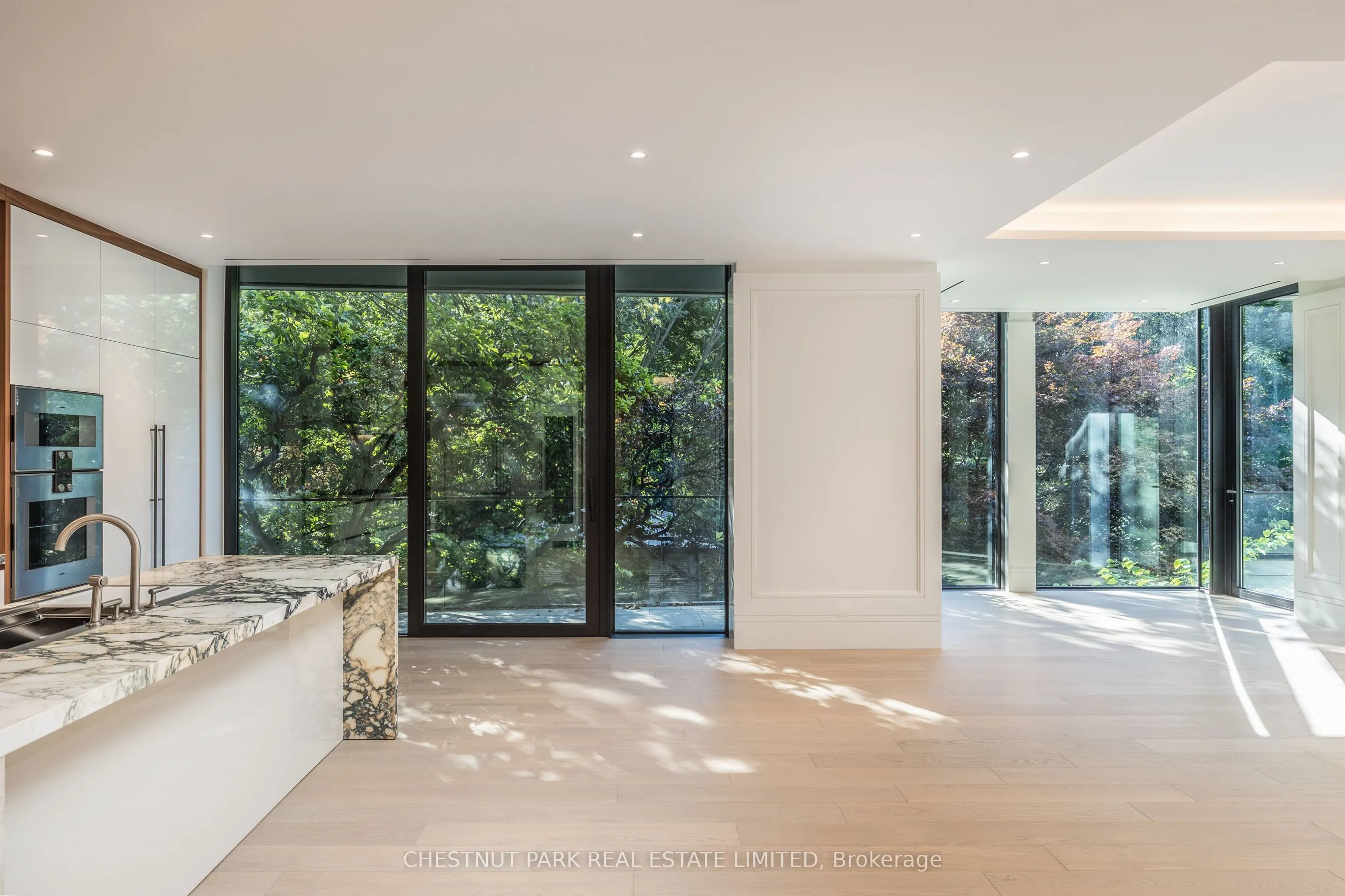 7 Dale Avenue, #205