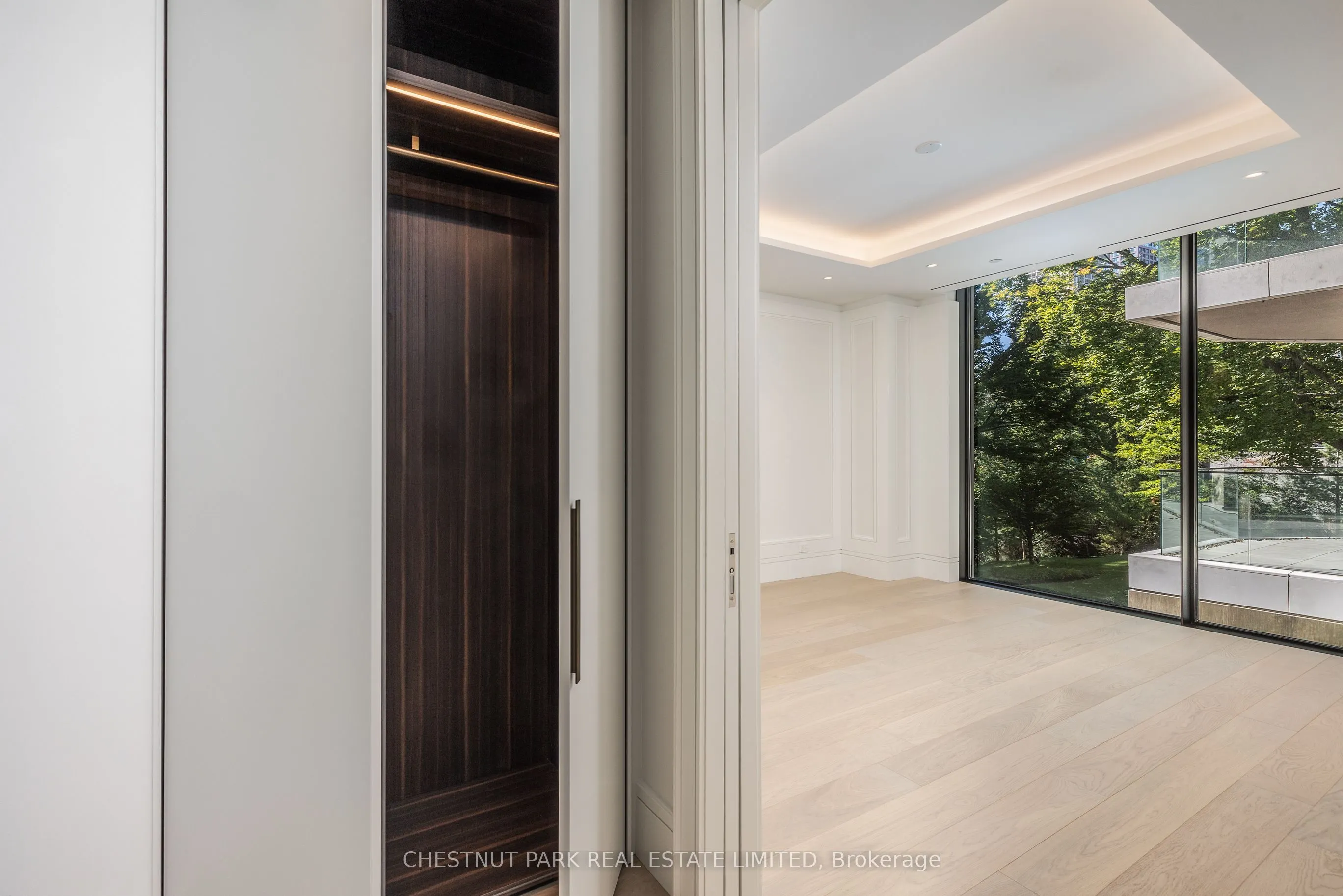 7 Dale Avenue, #205