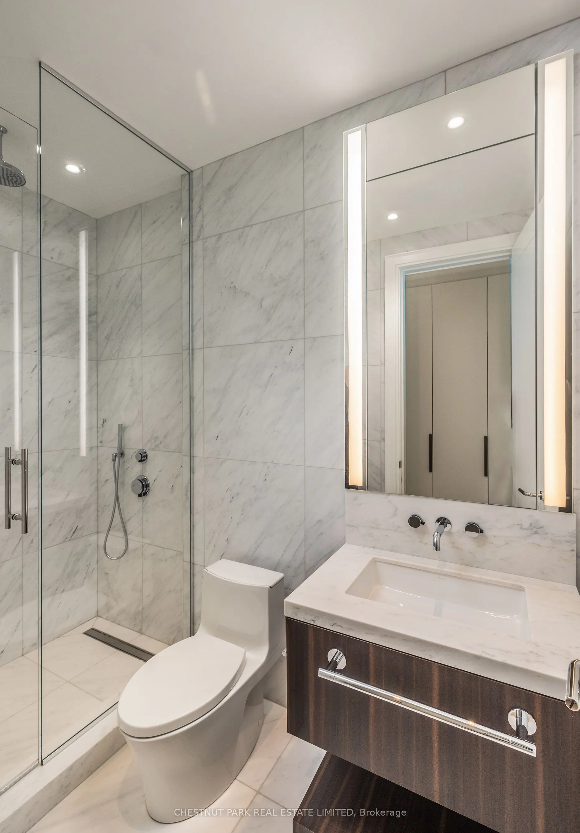 7 Dale Avenue, #205