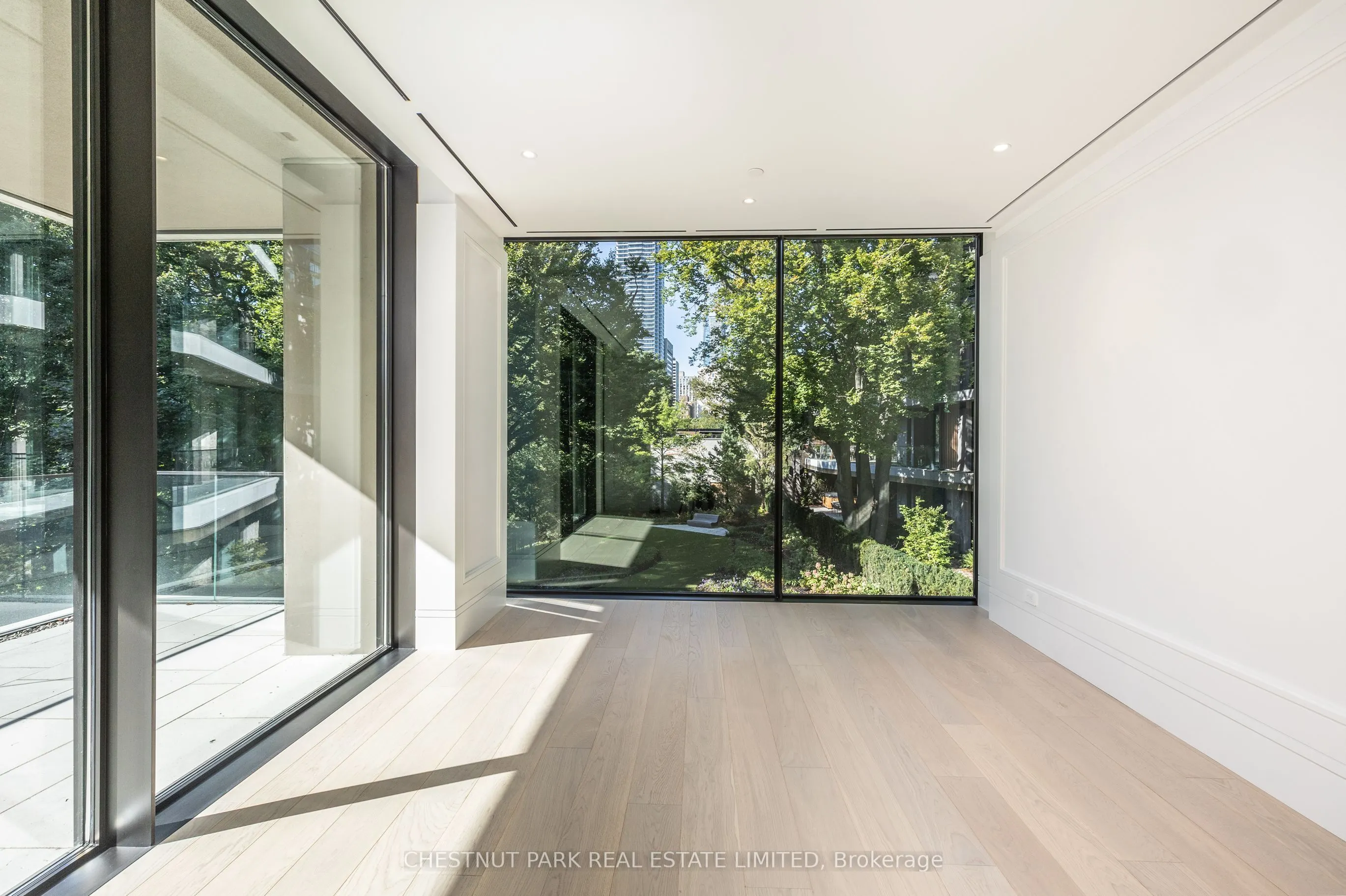 7 Dale Avenue, #205