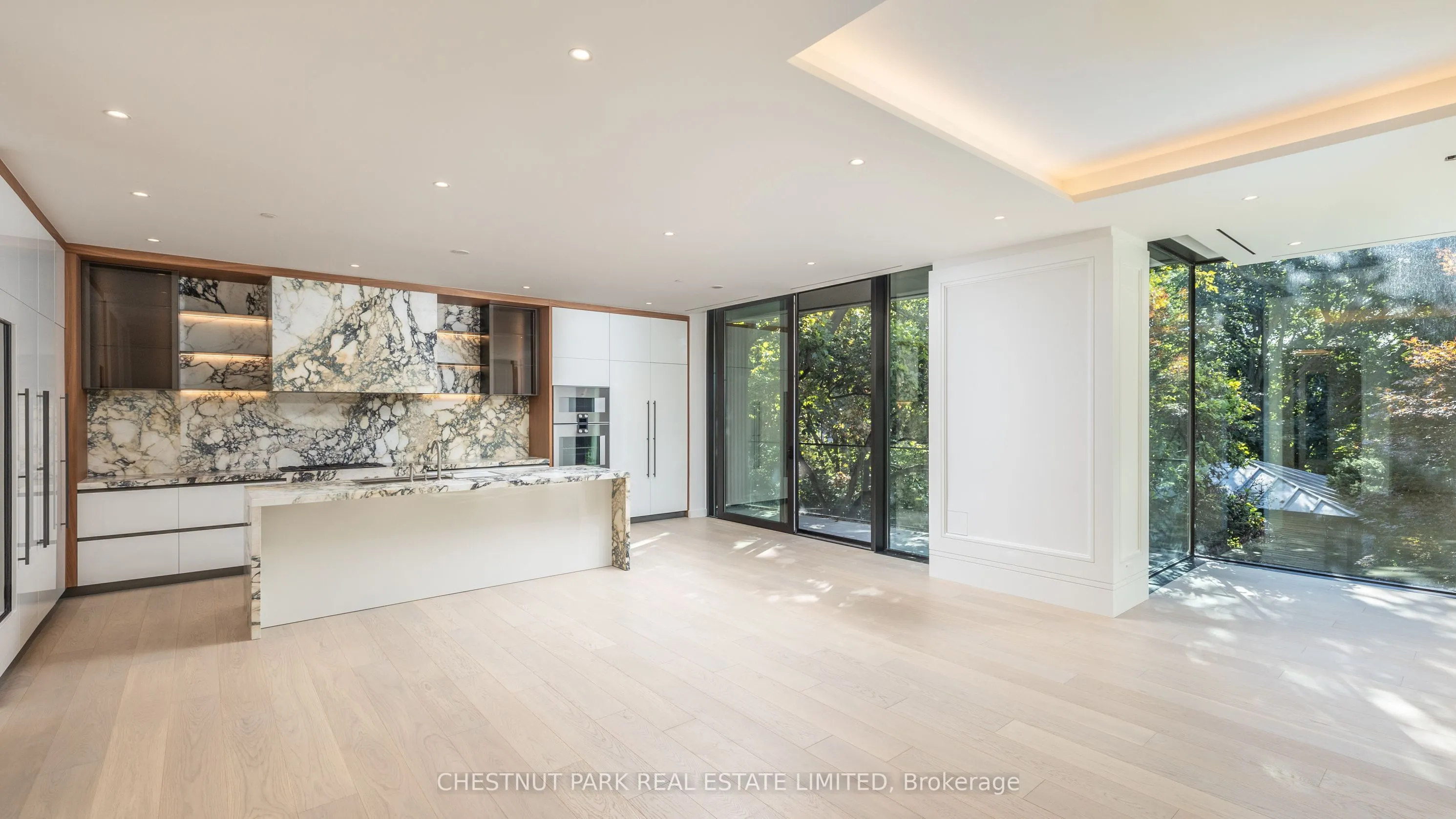7 Dale Avenue, #205