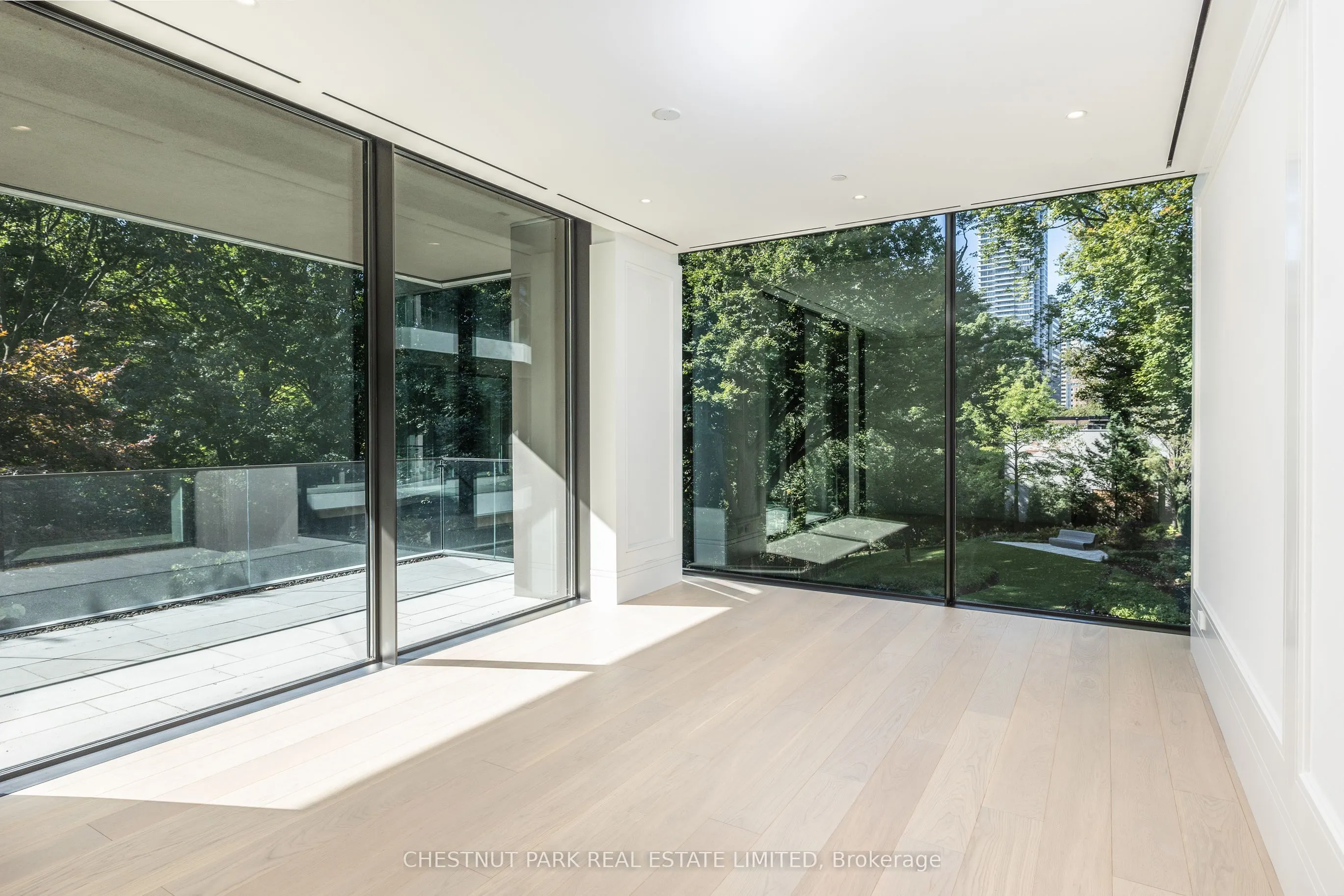 7 Dale Avenue, #205