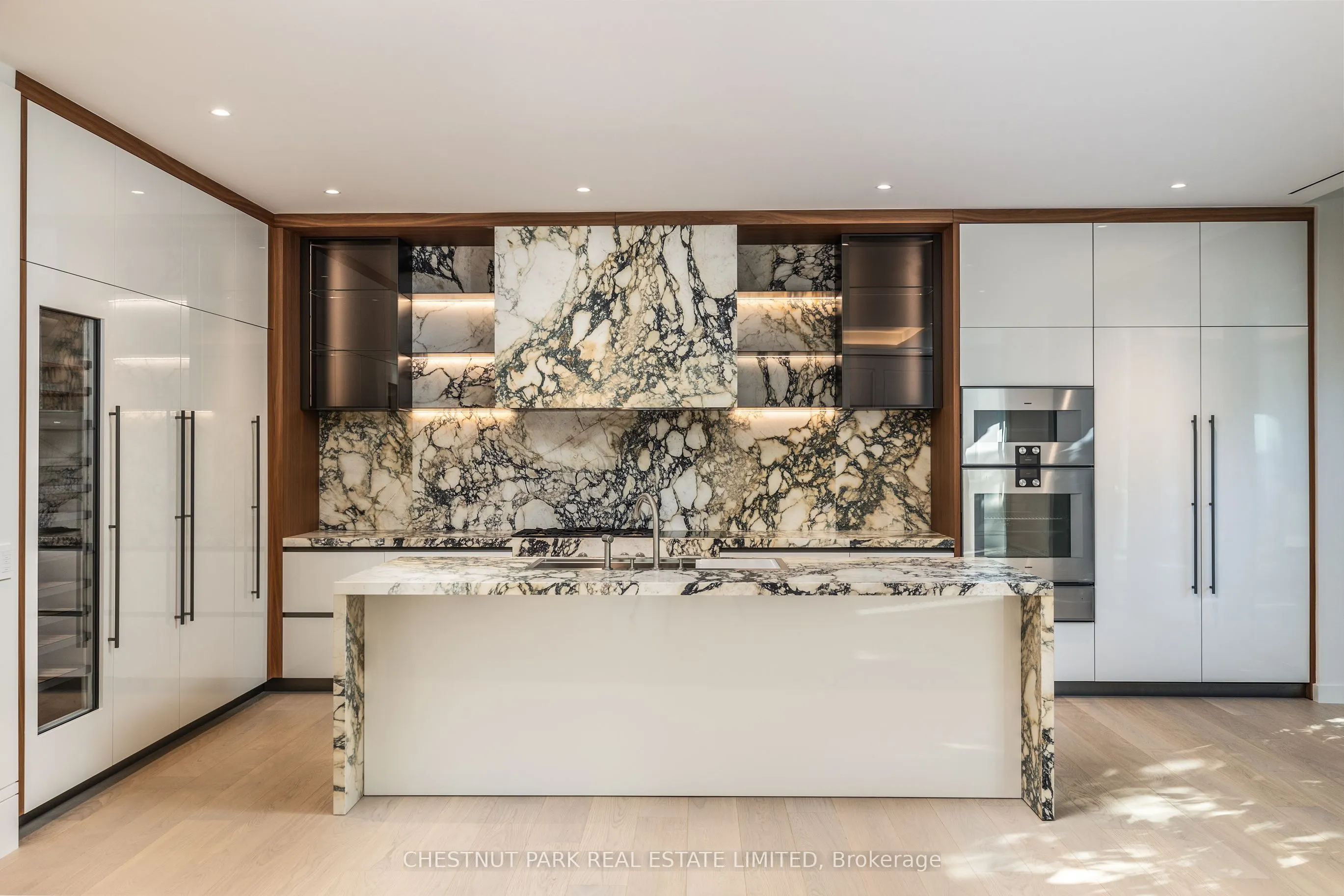 7 Dale Avenue, #205