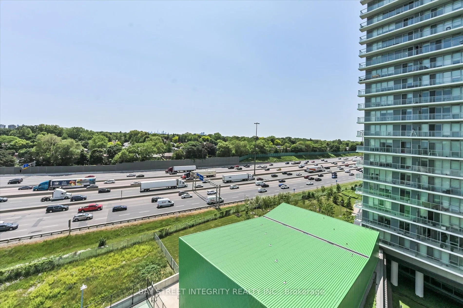 117 Mcmahon Drive, #903