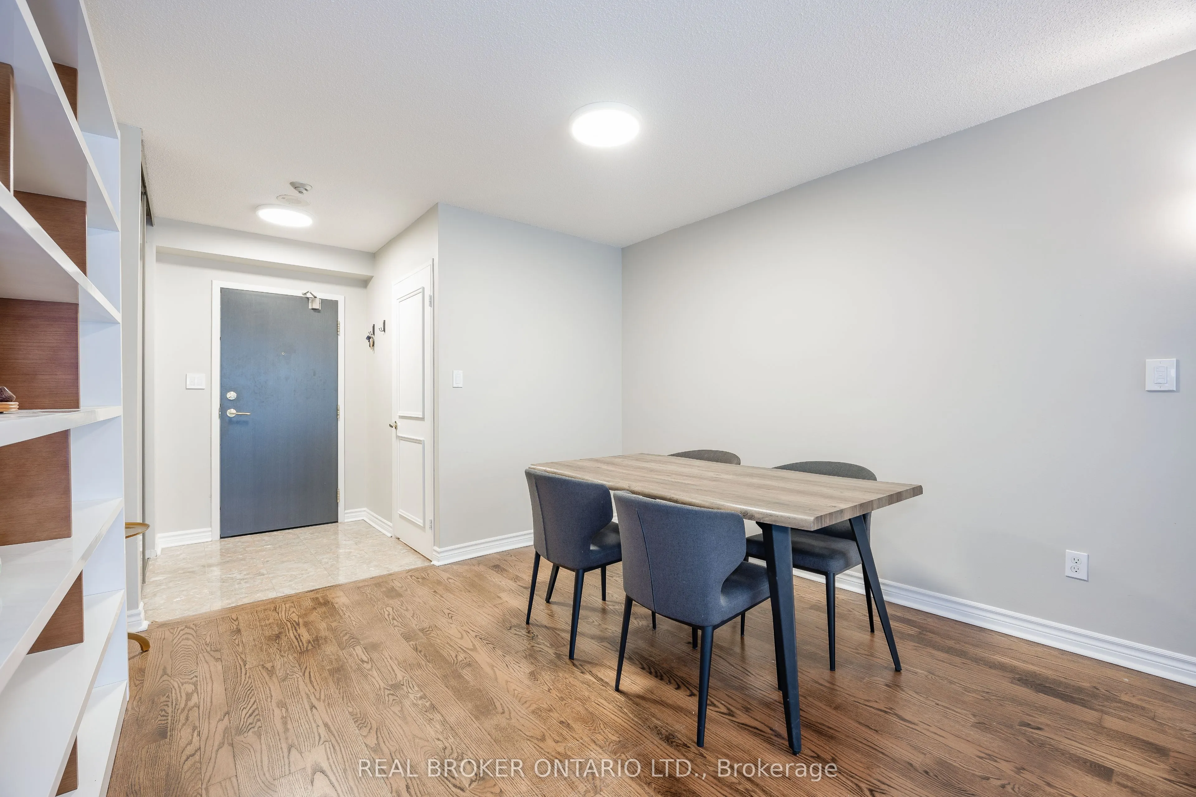 30 Holly Street, #506