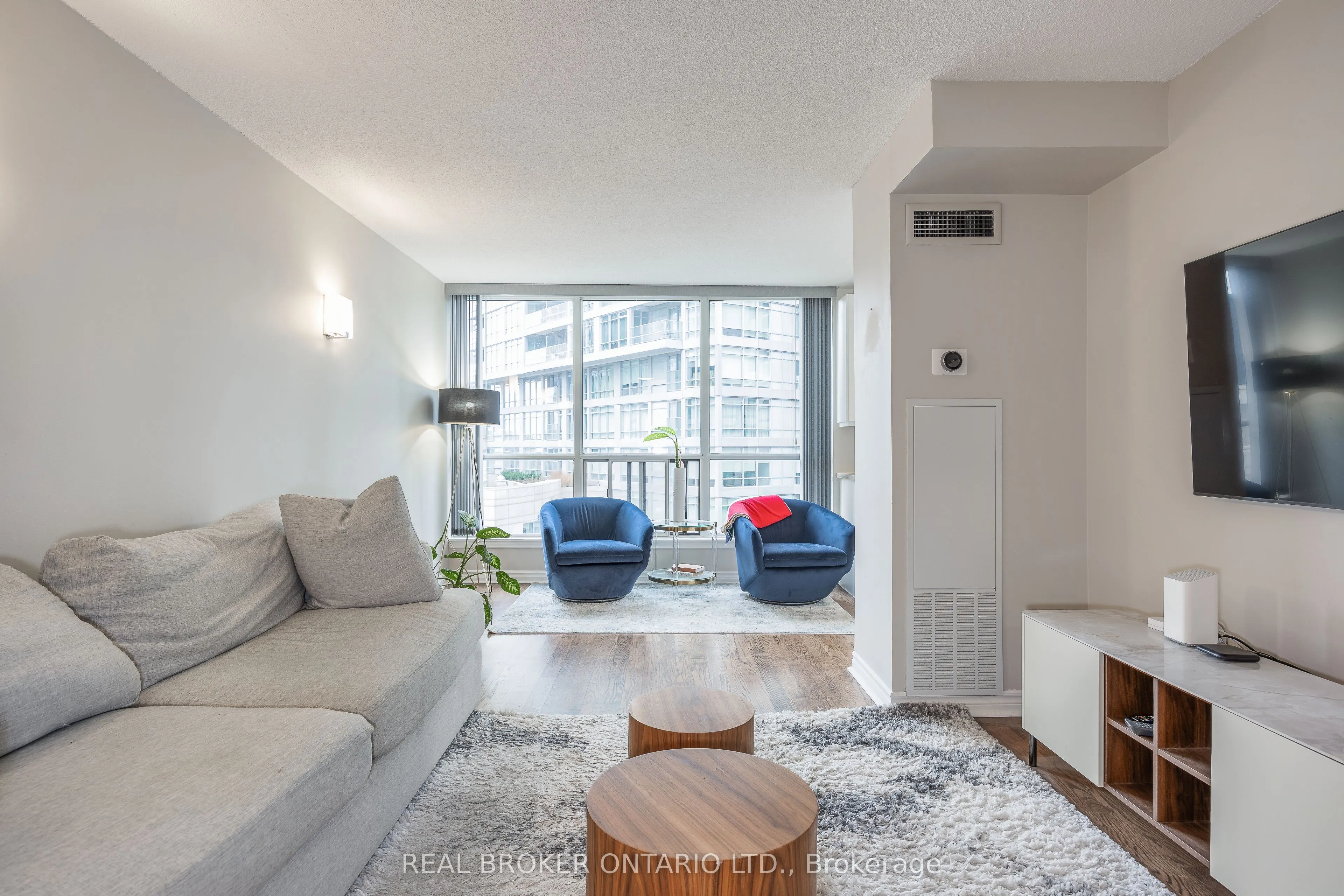 30 Holly Street, #506