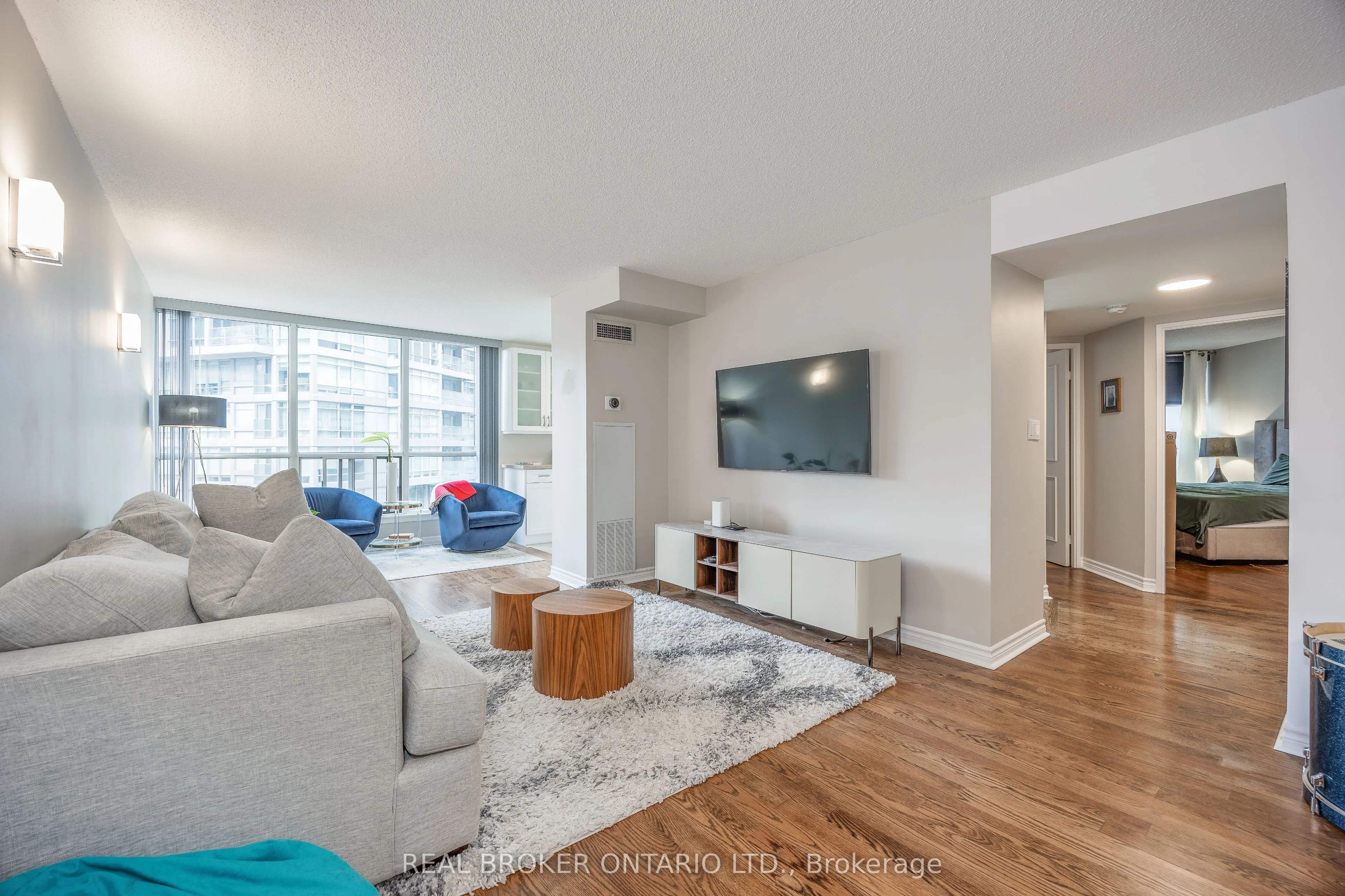 30 Holly Street, #506