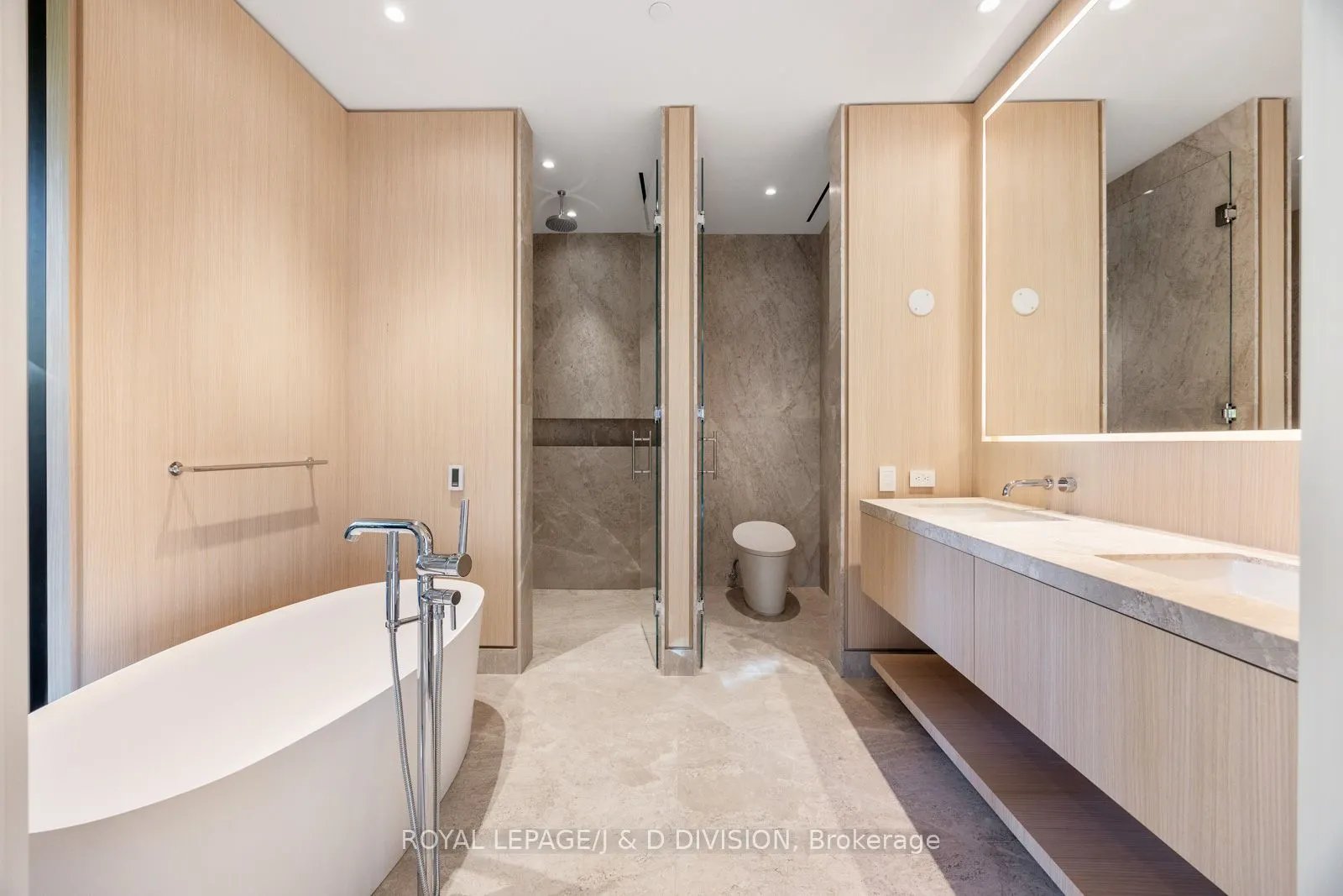 7 Dale Avenue, #105