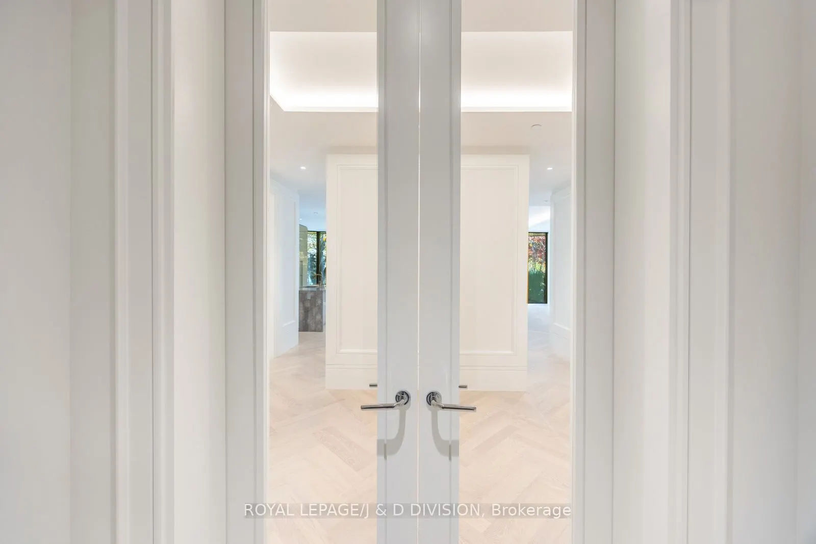 7 Dale Avenue, #105